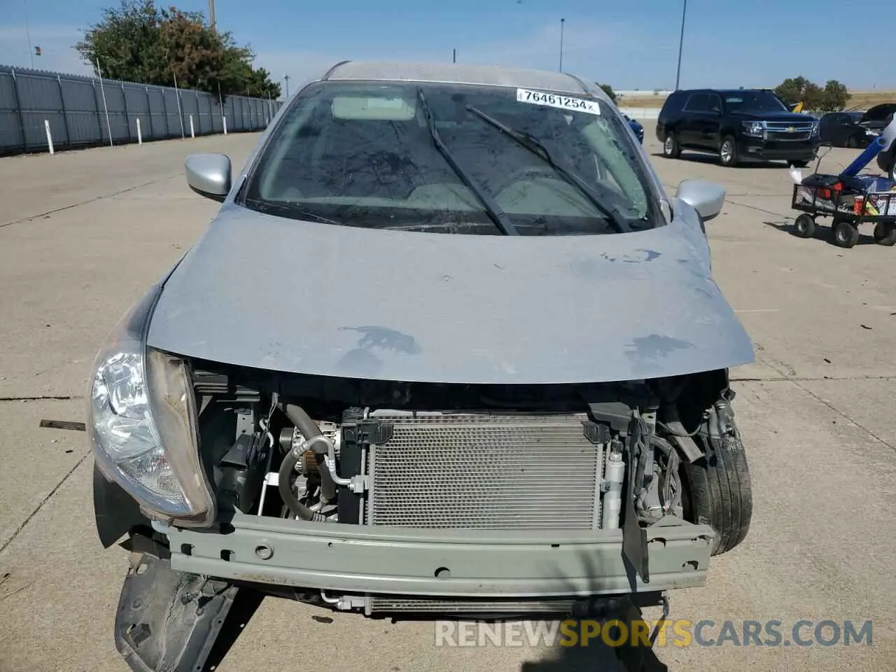 5 Photograph of a damaged car 3N1CN7AP3KL828894 NISSAN VERSA 2019
