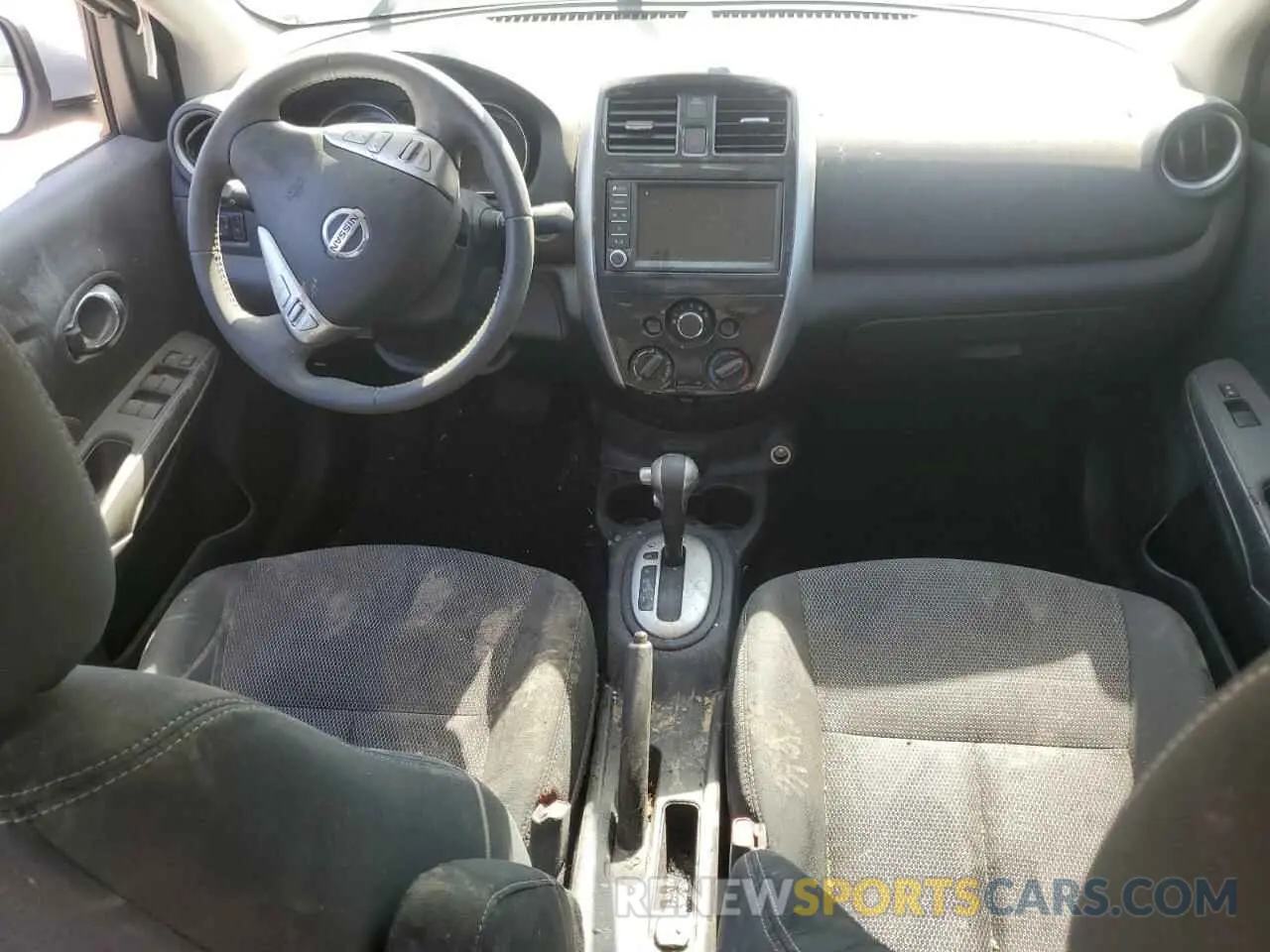 8 Photograph of a damaged car 3N1CN7AP3KL828894 NISSAN VERSA 2019