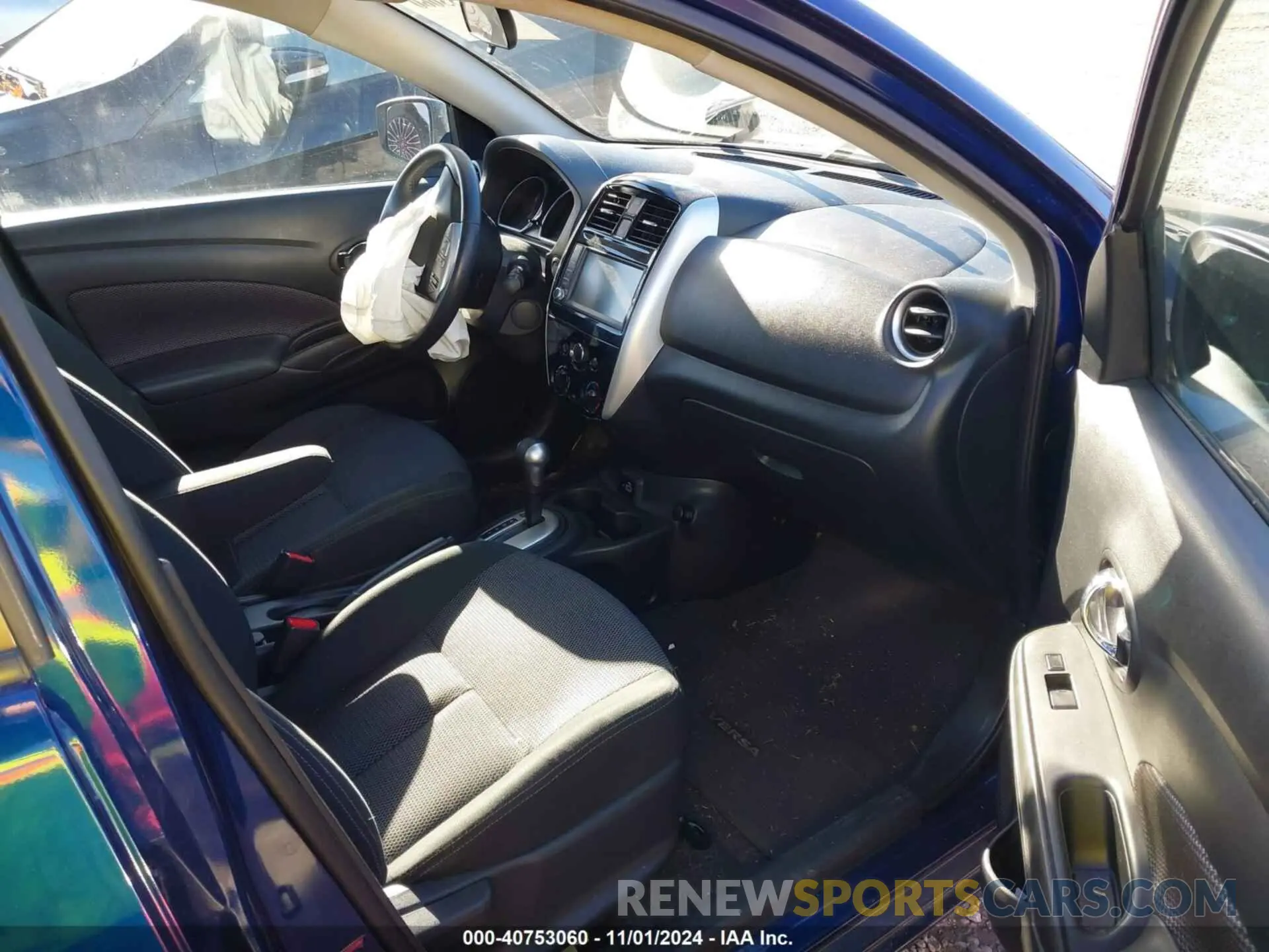 5 Photograph of a damaged car 3N1CN7AP3KL835375 NISSAN VERSA 2019