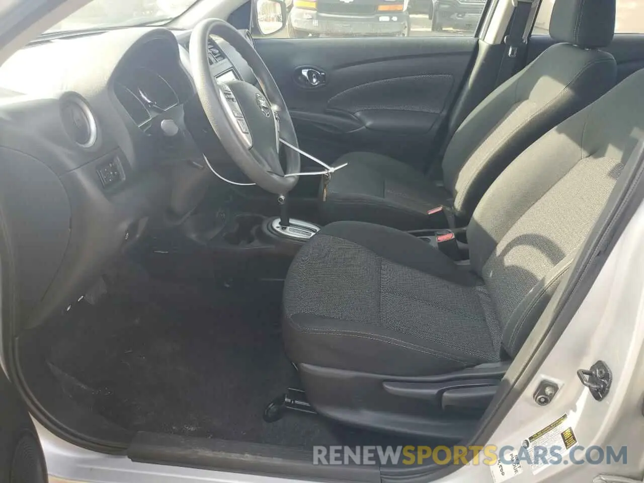 7 Photograph of a damaged car 3N1CN7AP3KL841001 NISSAN VERSA 2019