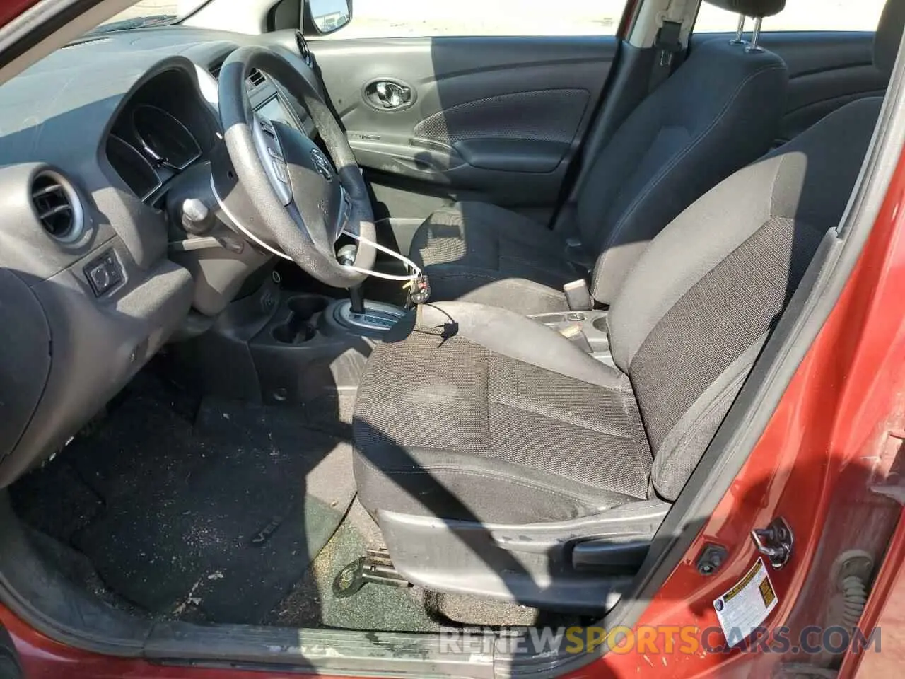 7 Photograph of a damaged car 3N1CN7AP3KL858347 NISSAN VERSA 2019