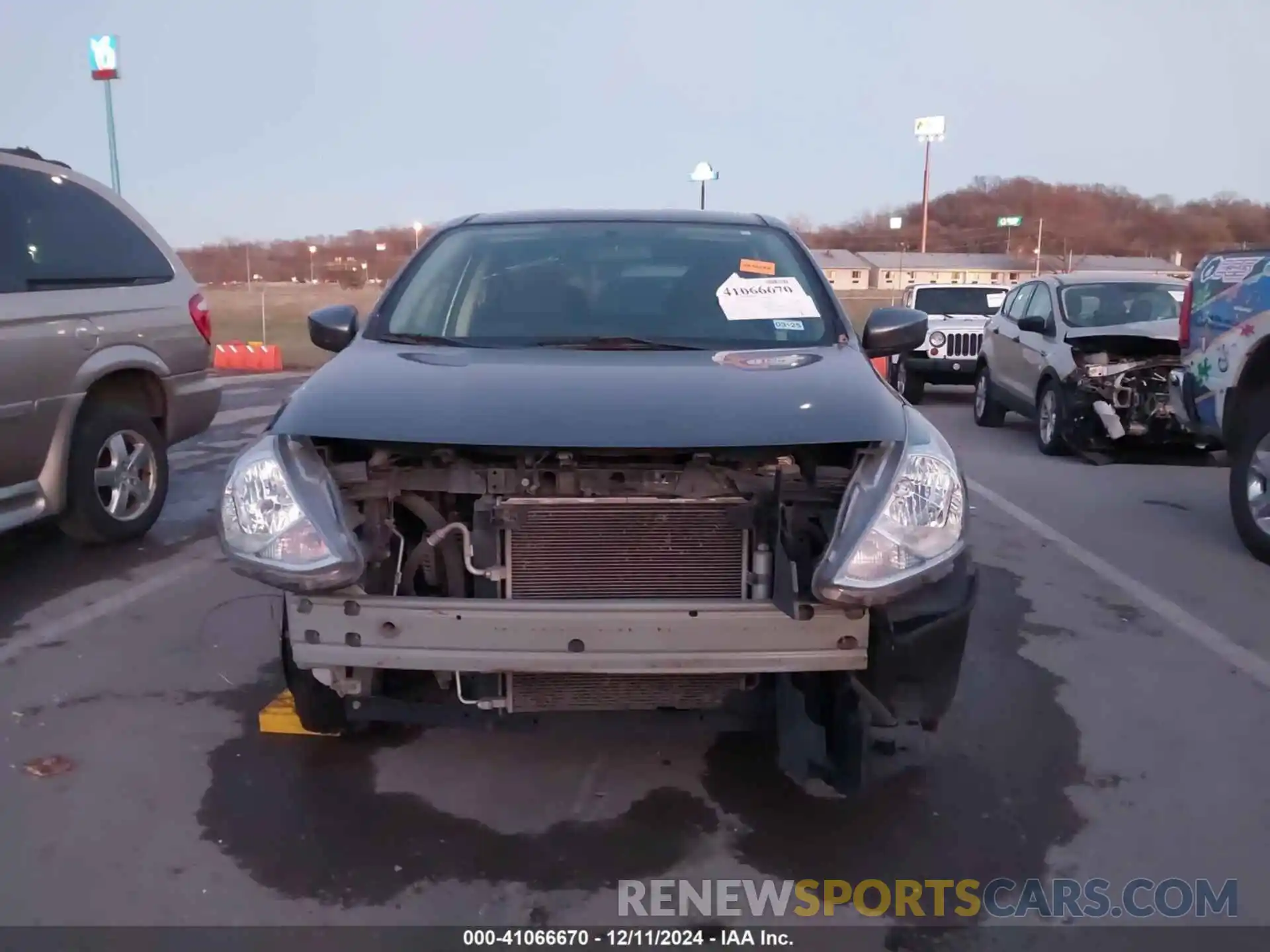 13 Photograph of a damaged car 3N1CN7AP3KL859935 NISSAN VERSA 2019