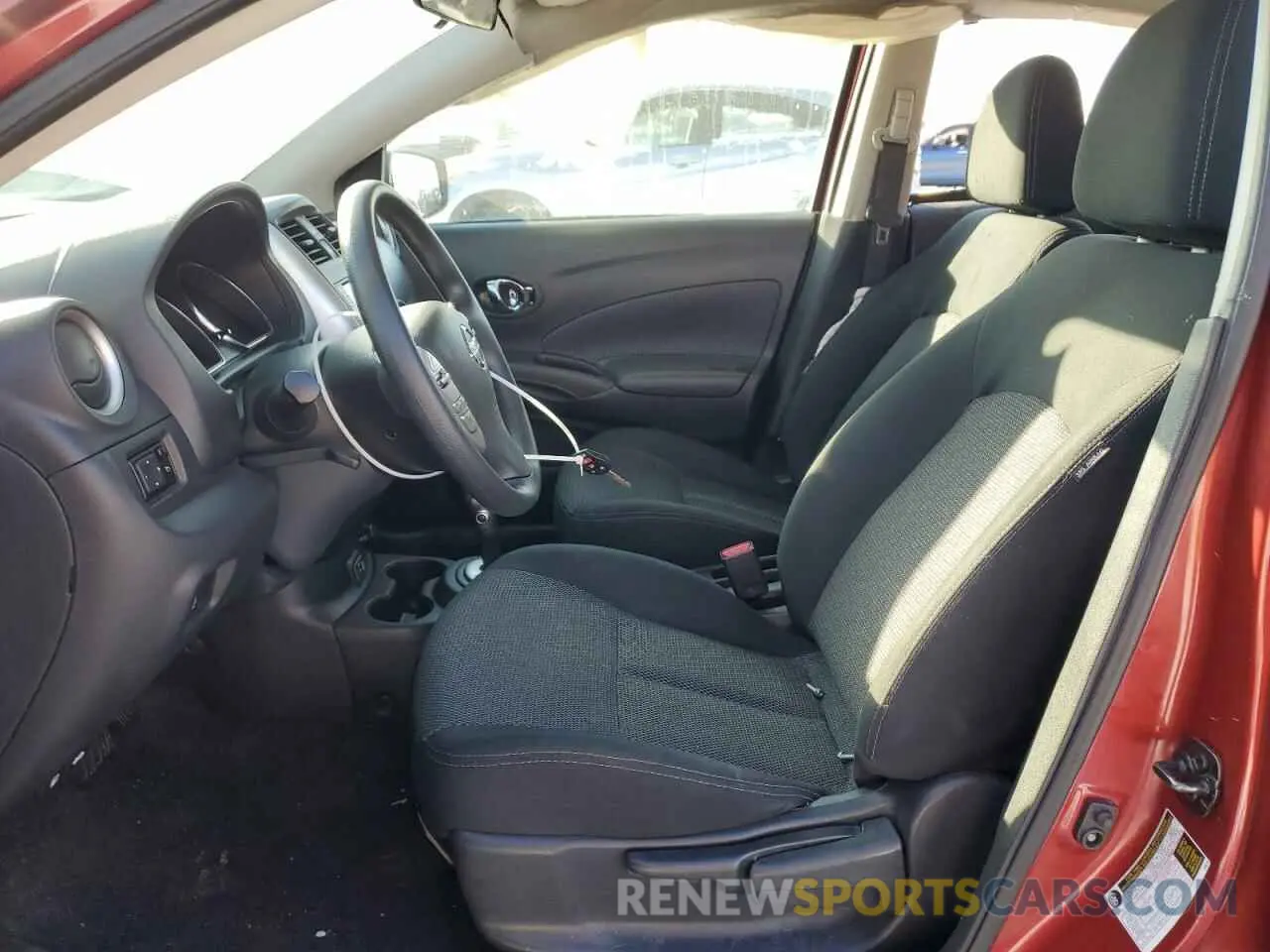 7 Photograph of a damaged car 3N1CN7AP3KL861684 NISSAN VERSA 2019