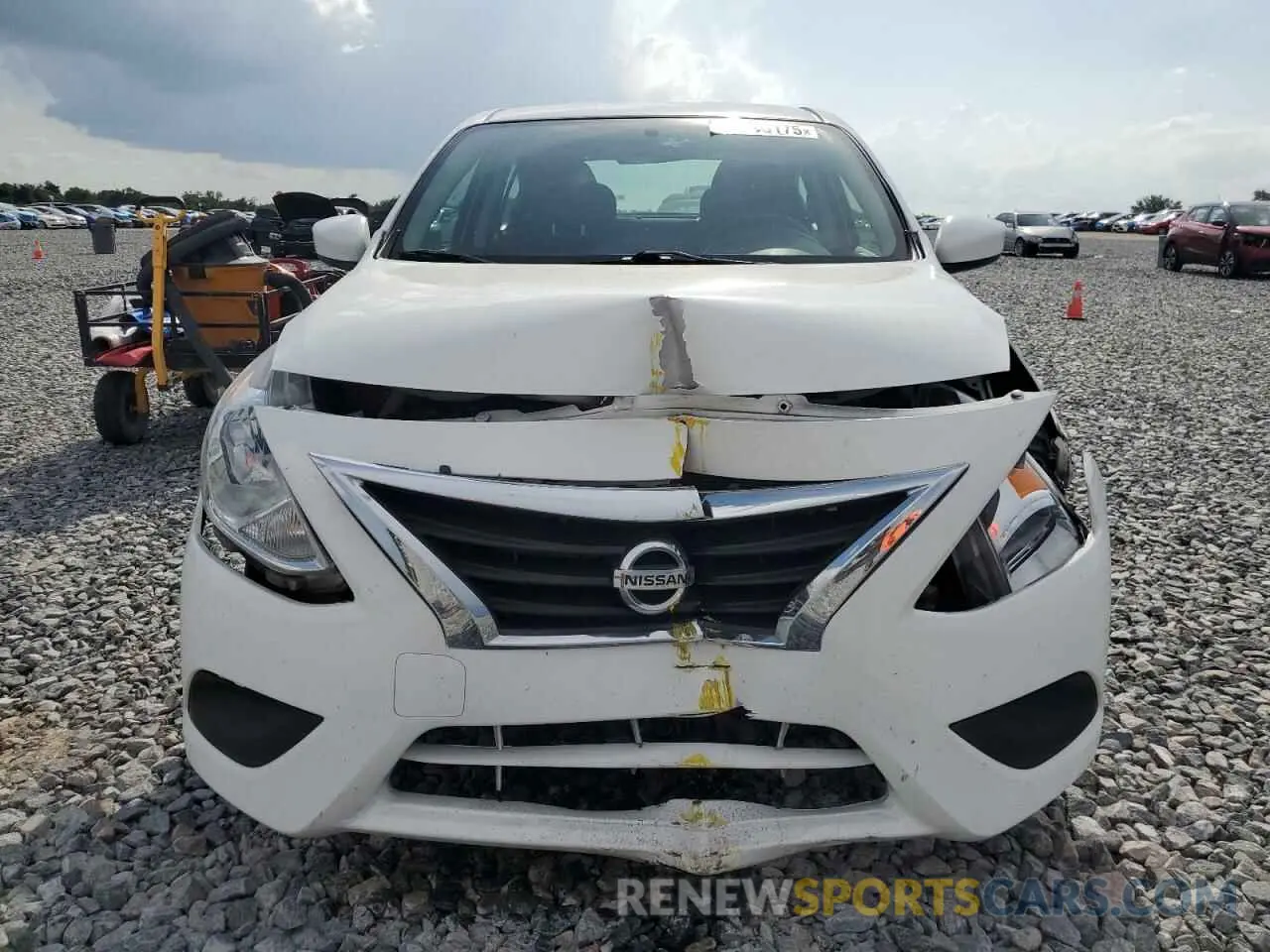 5 Photograph of a damaged car 3N1CN7AP3KL866125 NISSAN VERSA 2019