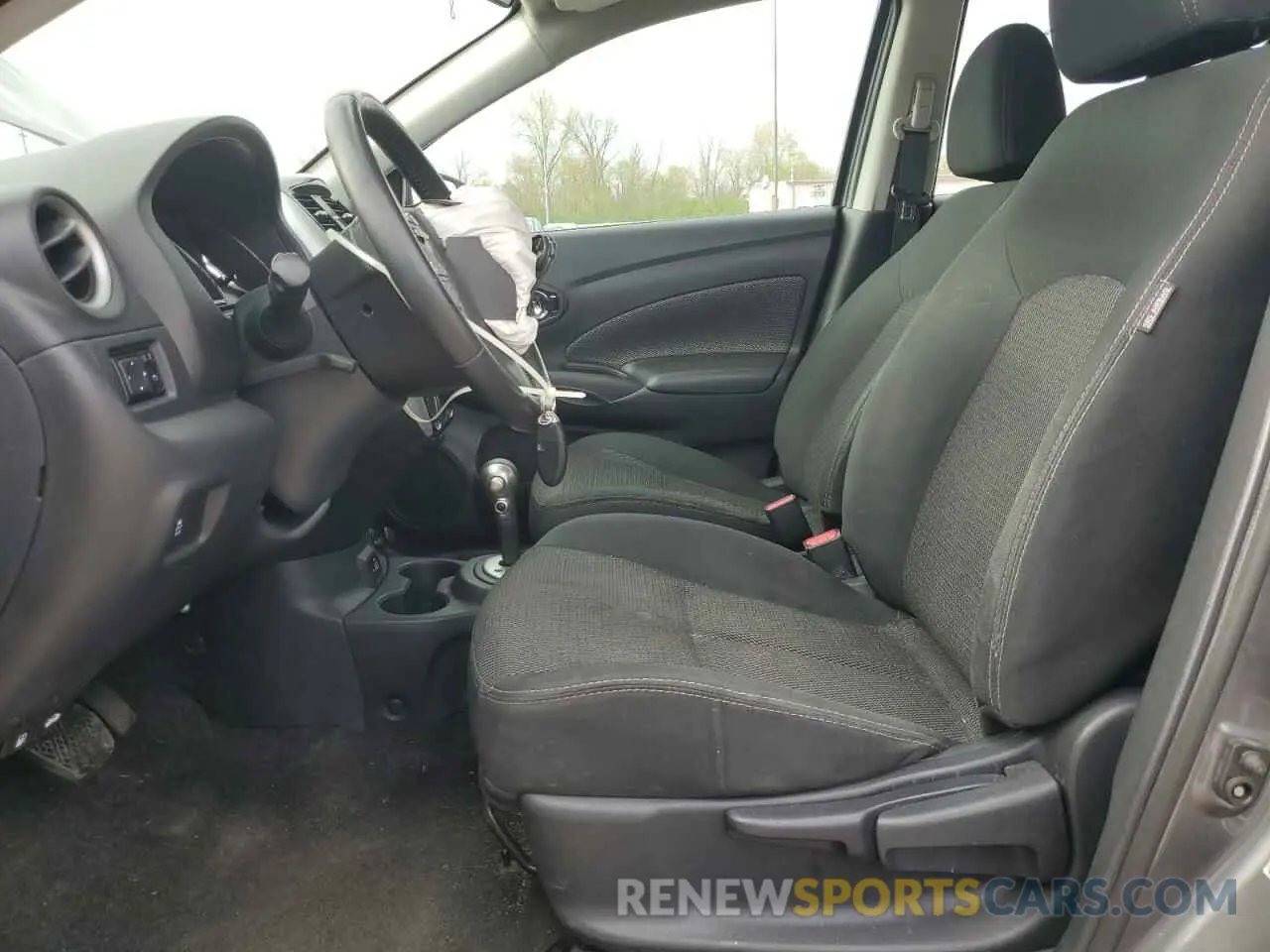 7 Photograph of a damaged car 3N1CN7AP3KL874256 NISSAN VERSA 2019