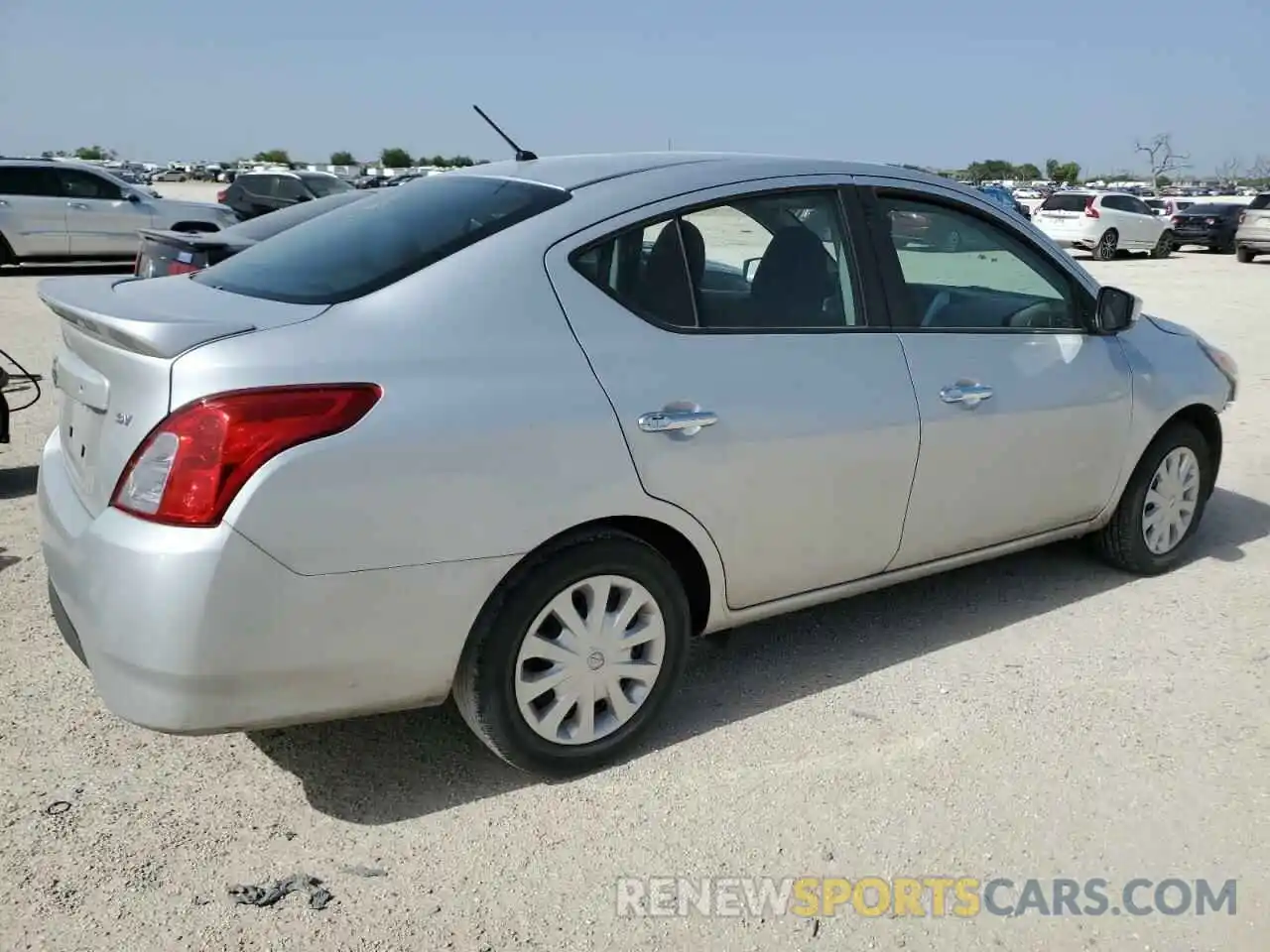 3 Photograph of a damaged car 3N1CN7AP3KL877027 NISSAN VERSA 2019