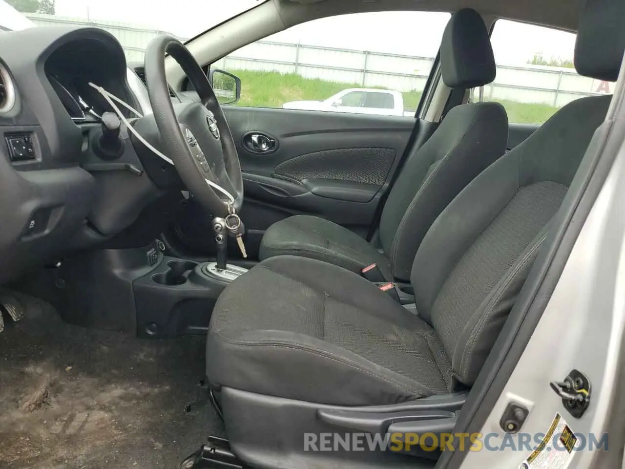 7 Photograph of a damaged car 3N1CN7AP3KL878212 NISSAN VERSA 2019