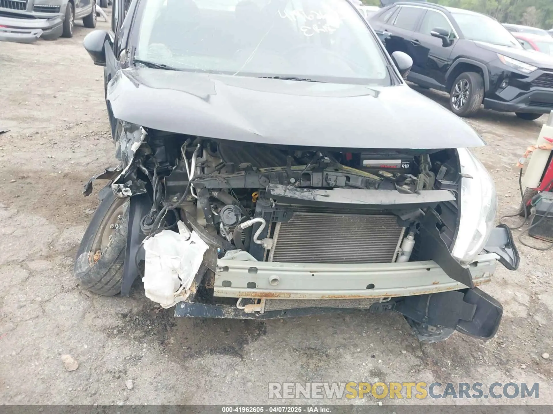 14 Photograph of a damaged car 3N1CN7AP3KL879411 NISSAN VERSA 2019