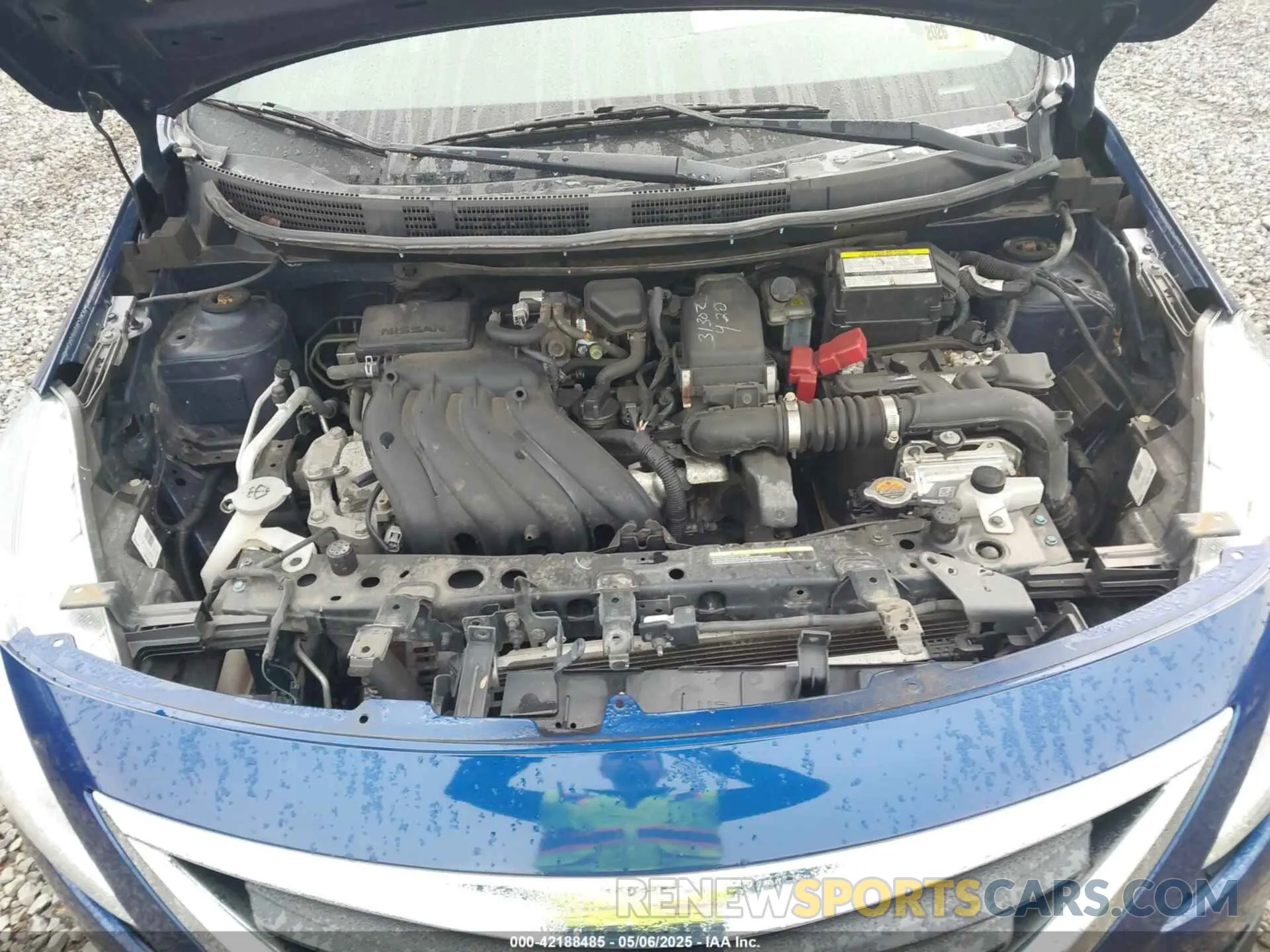 10 Photograph of a damaged car 3N1CN7AP4KL807570 NISSAN VERSA 2019