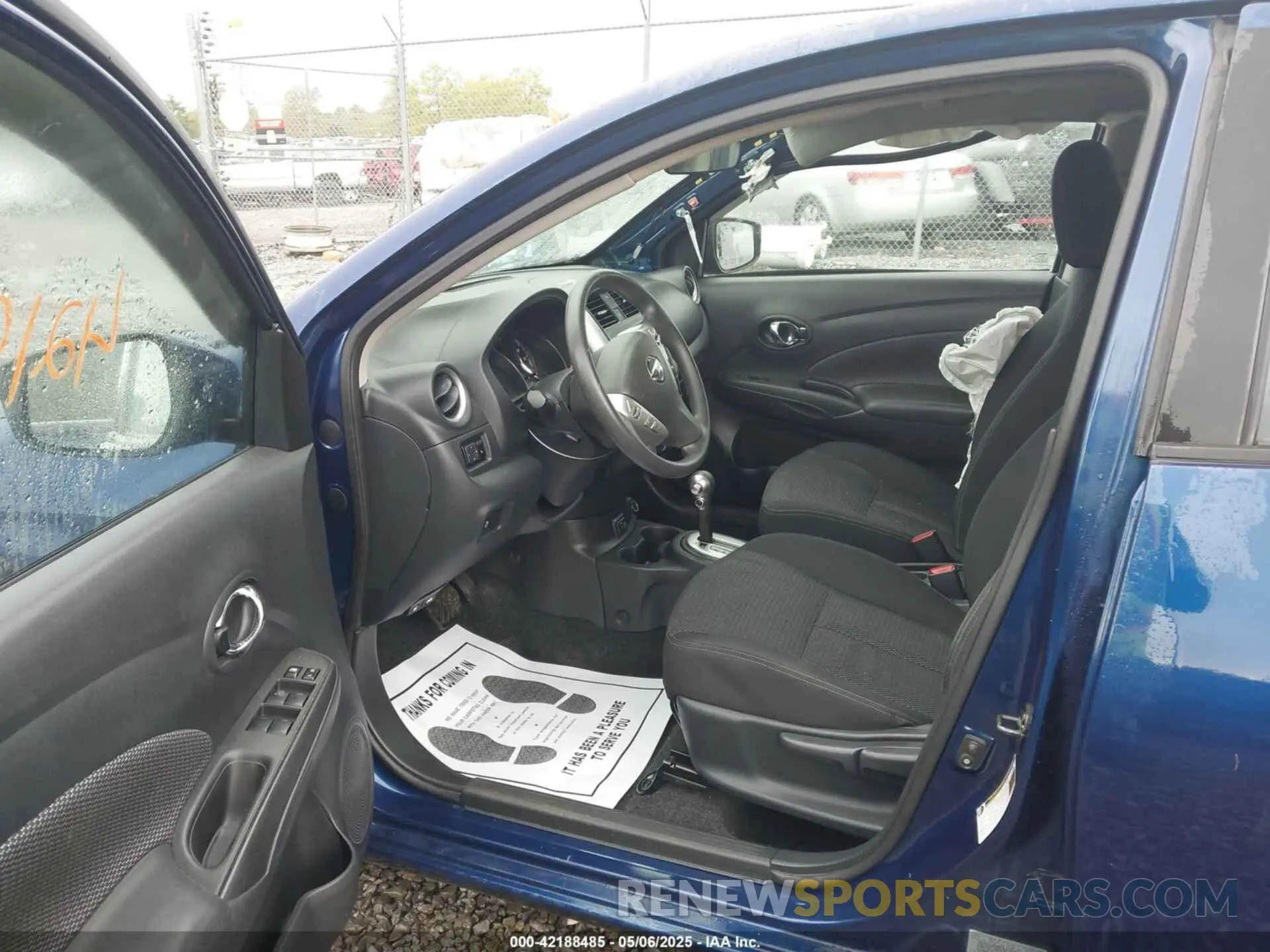 5 Photograph of a damaged car 3N1CN7AP4KL807570 NISSAN VERSA 2019