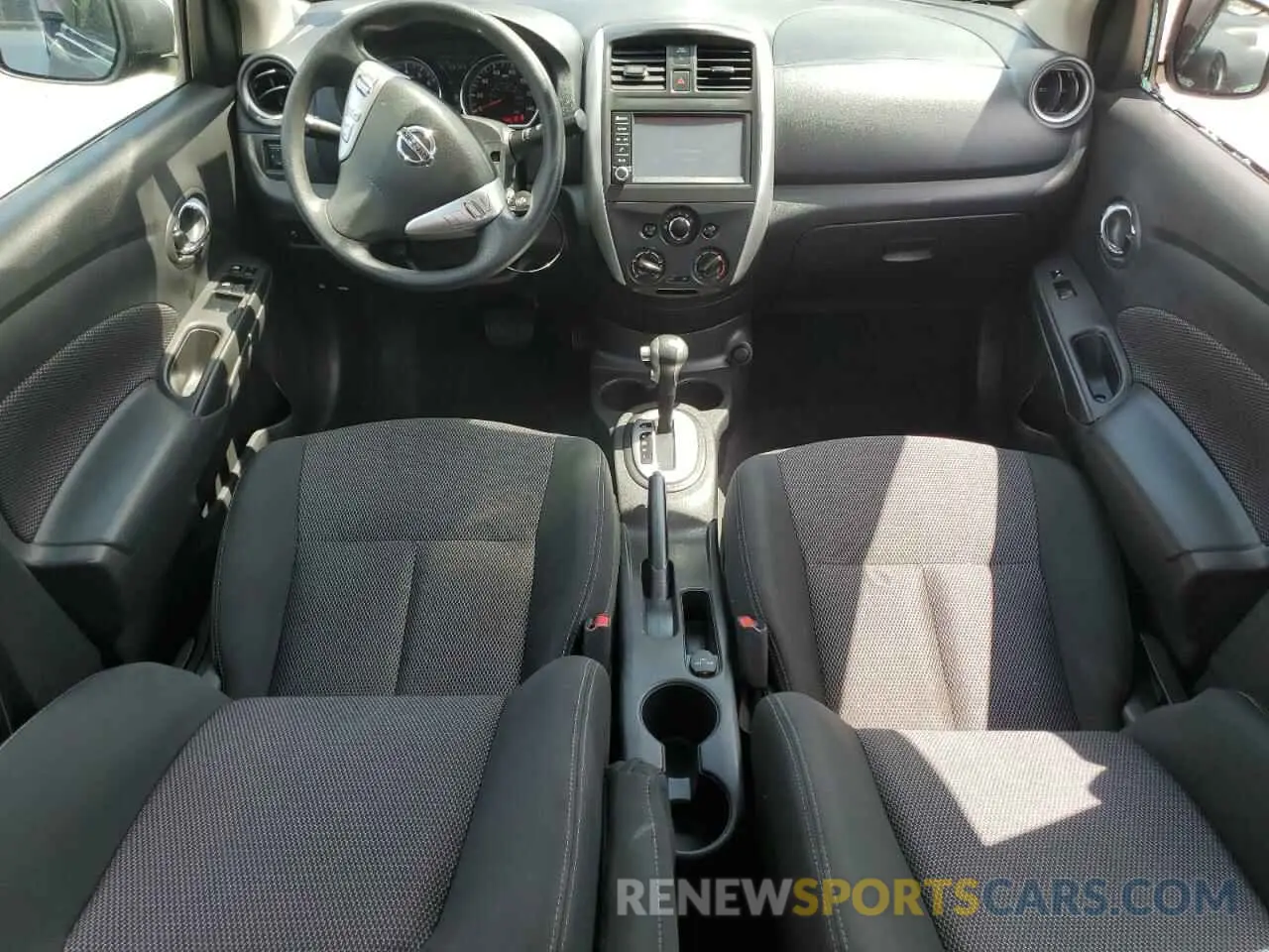 8 Photograph of a damaged car 3N1CN7AP4KL808556 NISSAN VERSA 2019