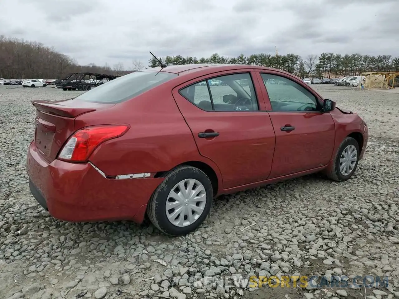 3 Photograph of a damaged car 3N1CN7AP4KL810498 NISSAN VERSA 2019