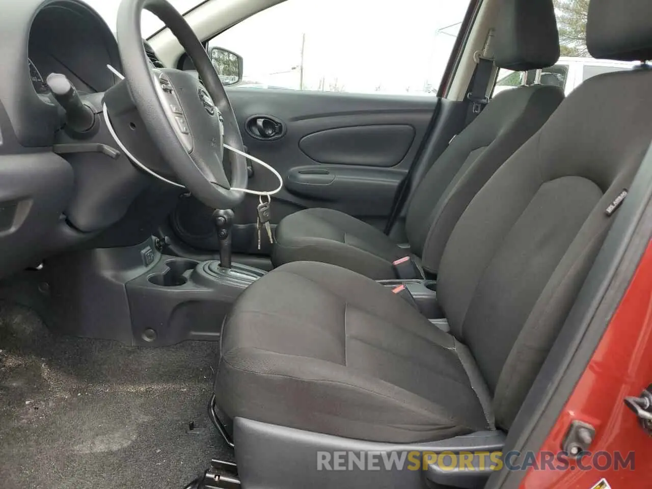 7 Photograph of a damaged car 3N1CN7AP4KL810498 NISSAN VERSA 2019