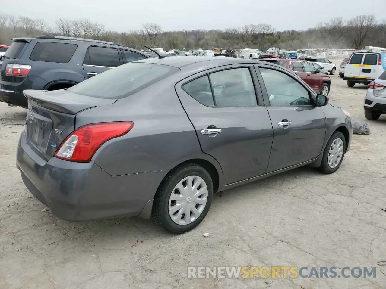 3 Photograph of a damaged car 3N1CN7AP4KL811201 NISSAN VERSA 2019