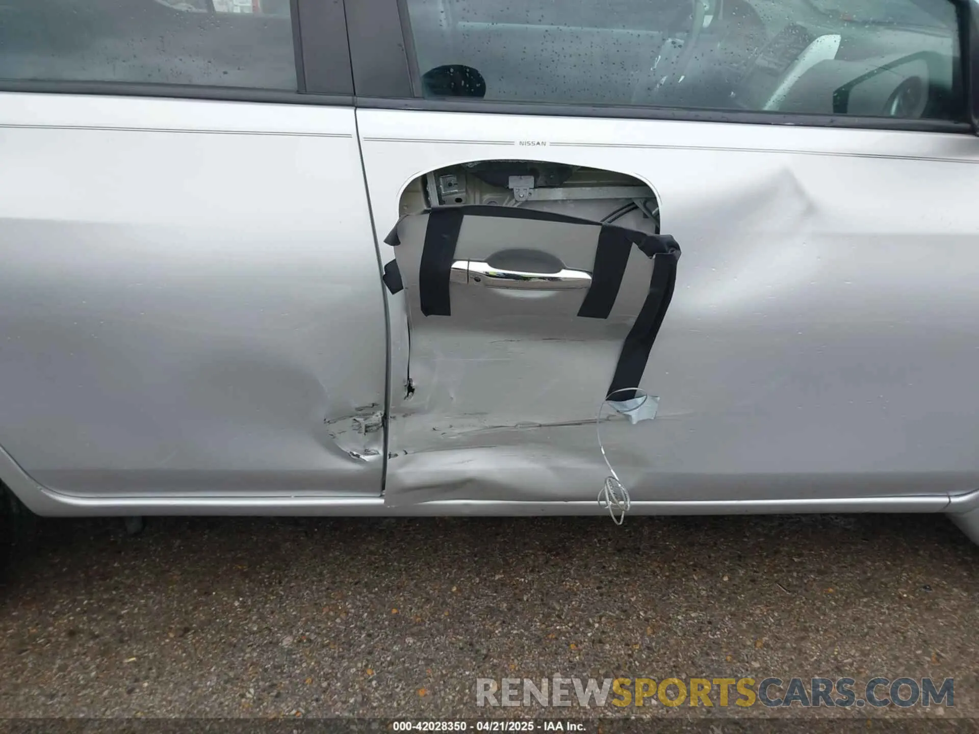 6 Photograph of a damaged car 3N1CN7AP4KL816964 NISSAN VERSA 2019