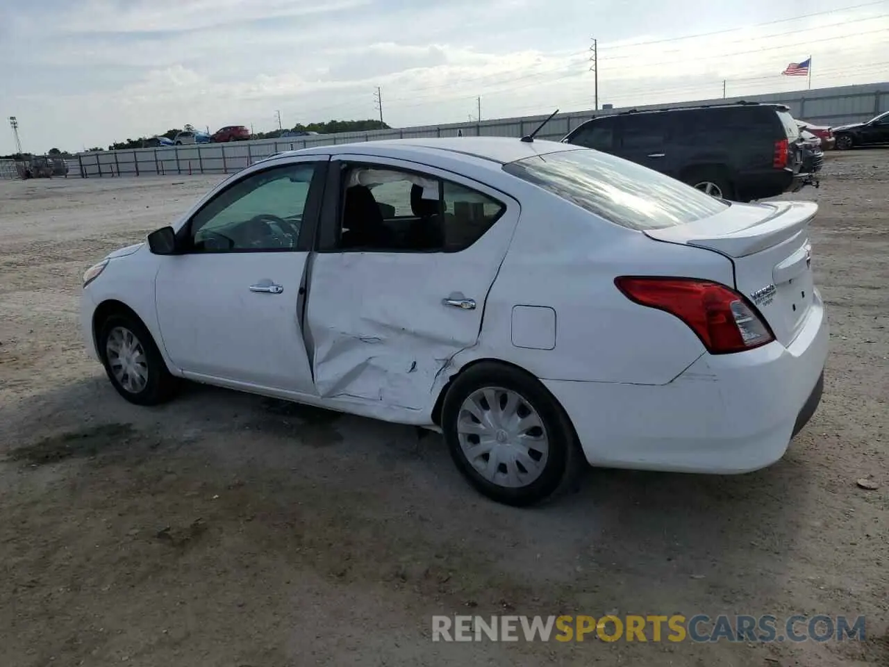 2 Photograph of a damaged car 3N1CN7AP4KL831688 NISSAN VERSA 2019