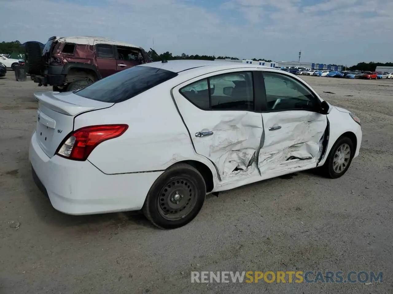 3 Photograph of a damaged car 3N1CN7AP4KL831688 NISSAN VERSA 2019