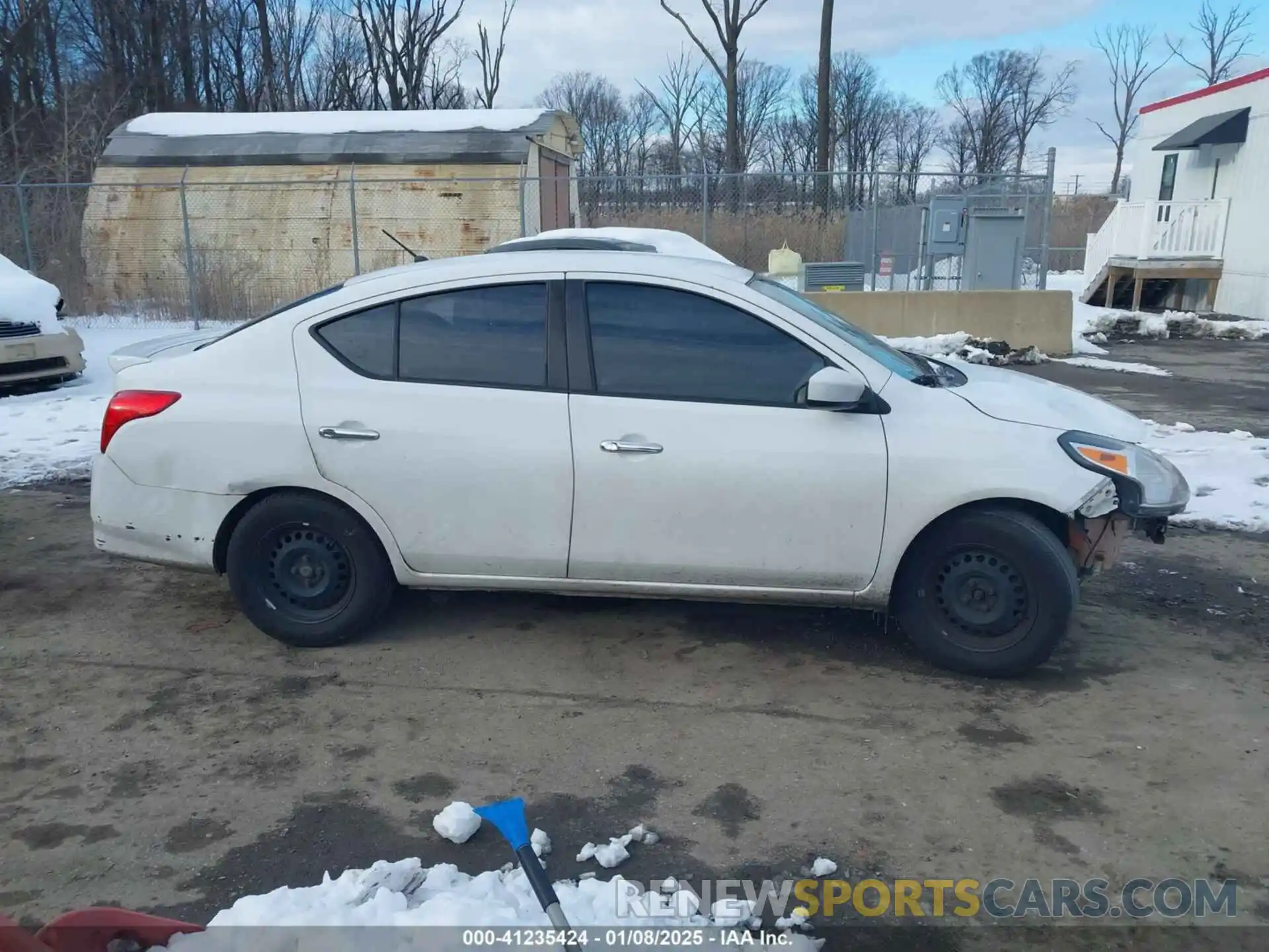 13 Photograph of a damaged car 3N1CN7AP4KL831920 NISSAN VERSA 2019