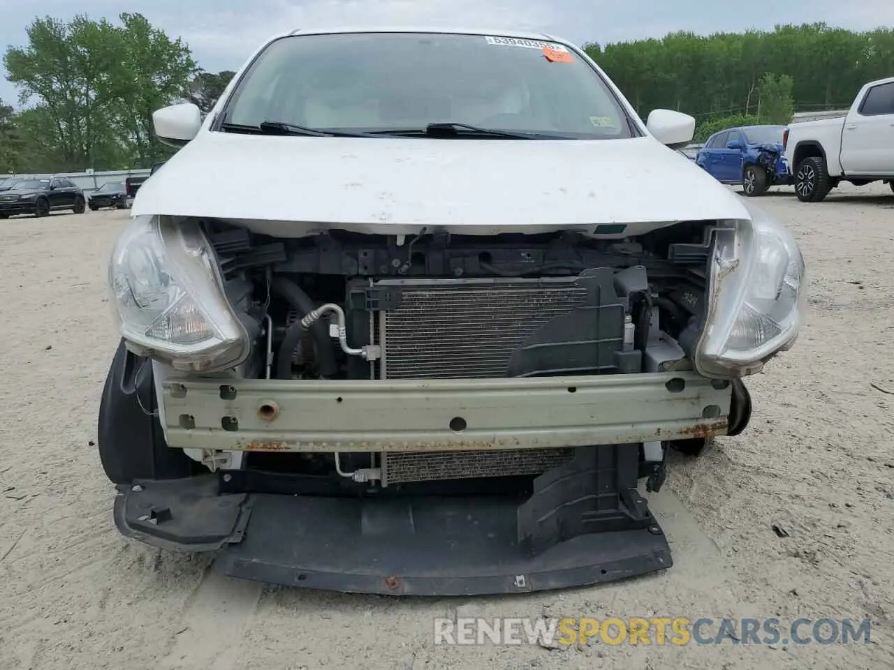 5 Photograph of a damaged car 3N1CN7AP4KL832050 NISSAN VERSA 2019