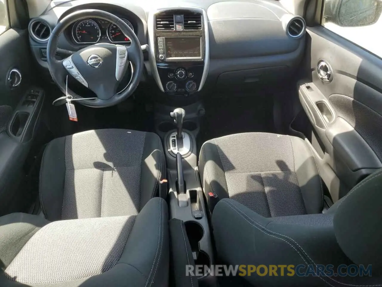 8 Photograph of a damaged car 3N1CN7AP4KL834784 NISSAN VERSA 2019