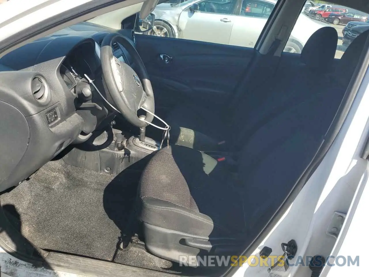7 Photograph of a damaged car 3N1CN7AP4KL842710 NISSAN VERSA 2019