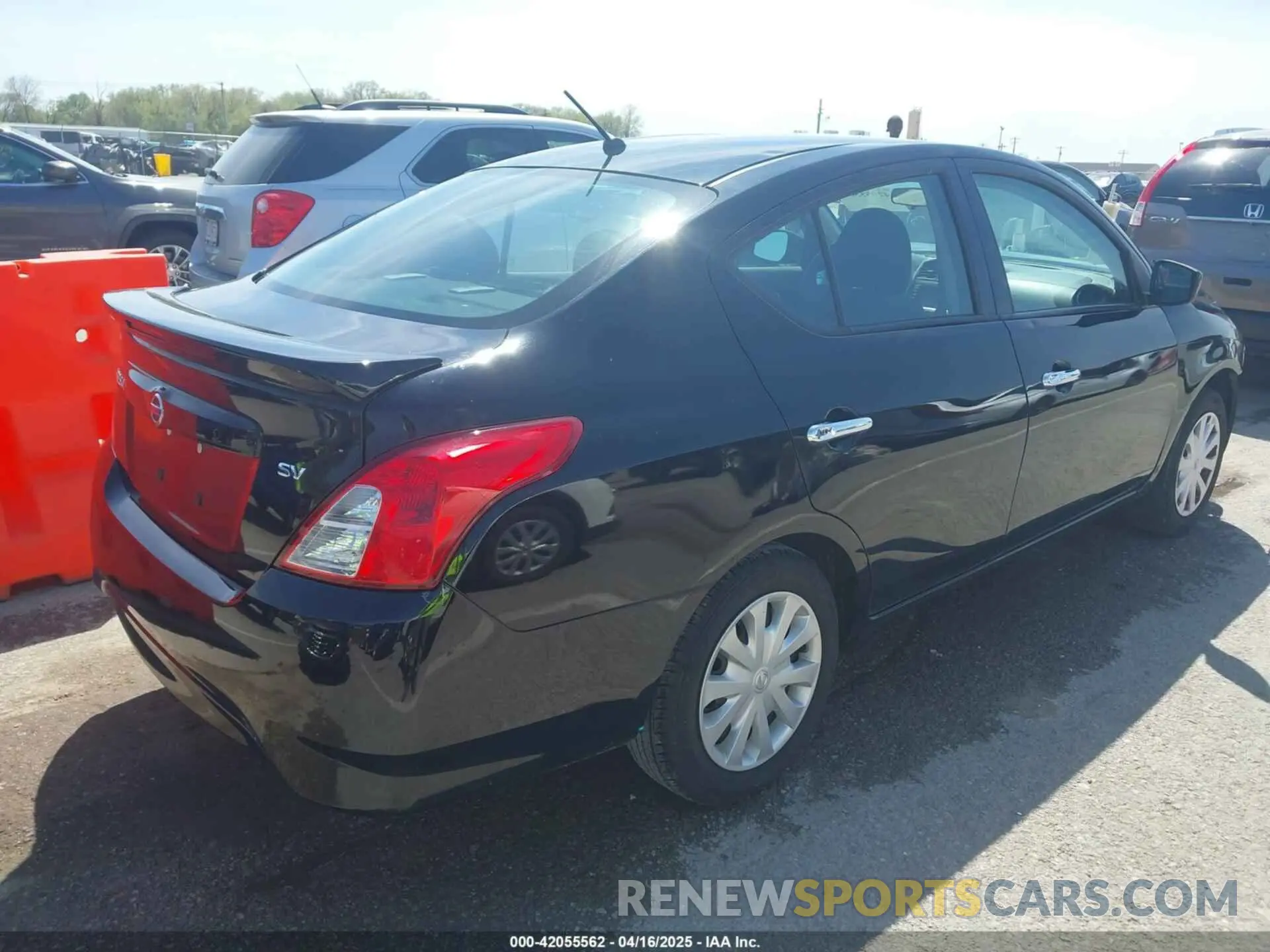 4 Photograph of a damaged car 3N1CN7AP4KL858339 NISSAN VERSA 2019