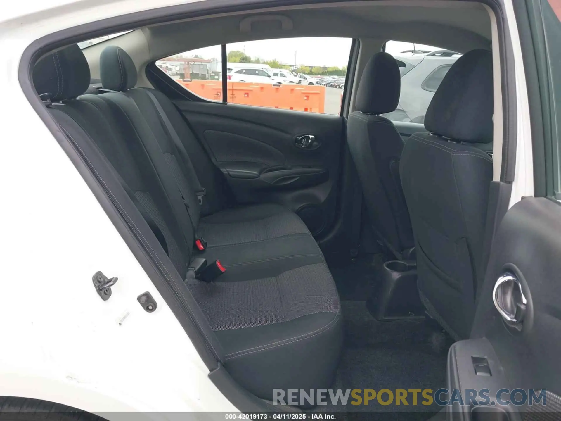 8 Photograph of a damaged car 3N1CN7AP4KL858373 NISSAN VERSA 2019