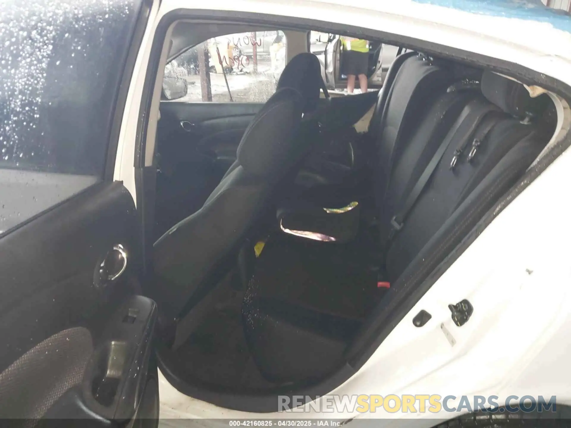 8 Photograph of a damaged car 3N1CN7AP4KL873942 NISSAN VERSA 2019