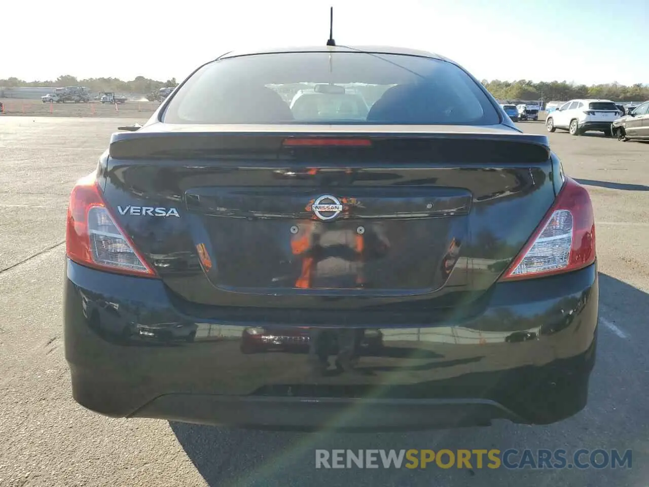 6 Photograph of a damaged car 3N1CN7AP5KL800790 NISSAN VERSA 2019