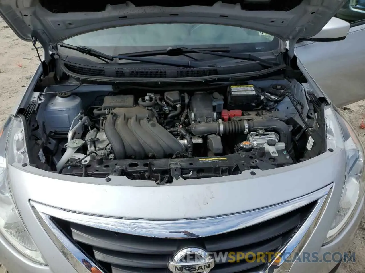 12 Photograph of a damaged car 3N1CN7AP5KL805309 NISSAN VERSA 2019