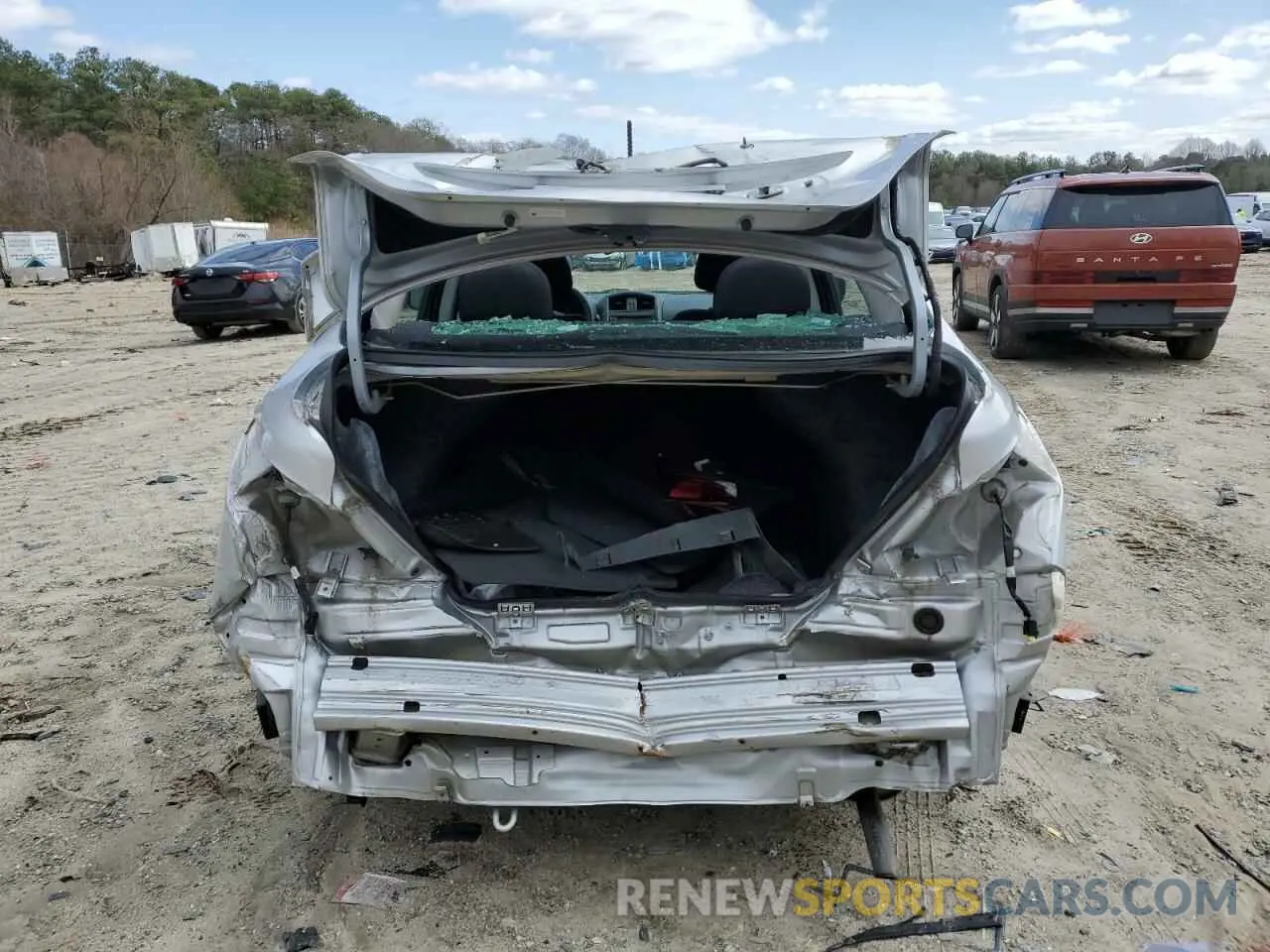 6 Photograph of a damaged car 3N1CN7AP5KL805309 NISSAN VERSA 2019