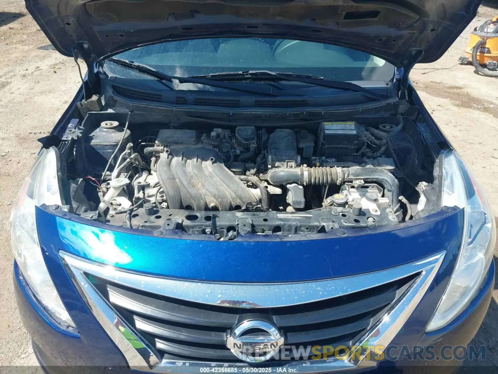 10 Photograph of a damaged car 3N1CN7AP5KL807464 NISSAN VERSA 2019