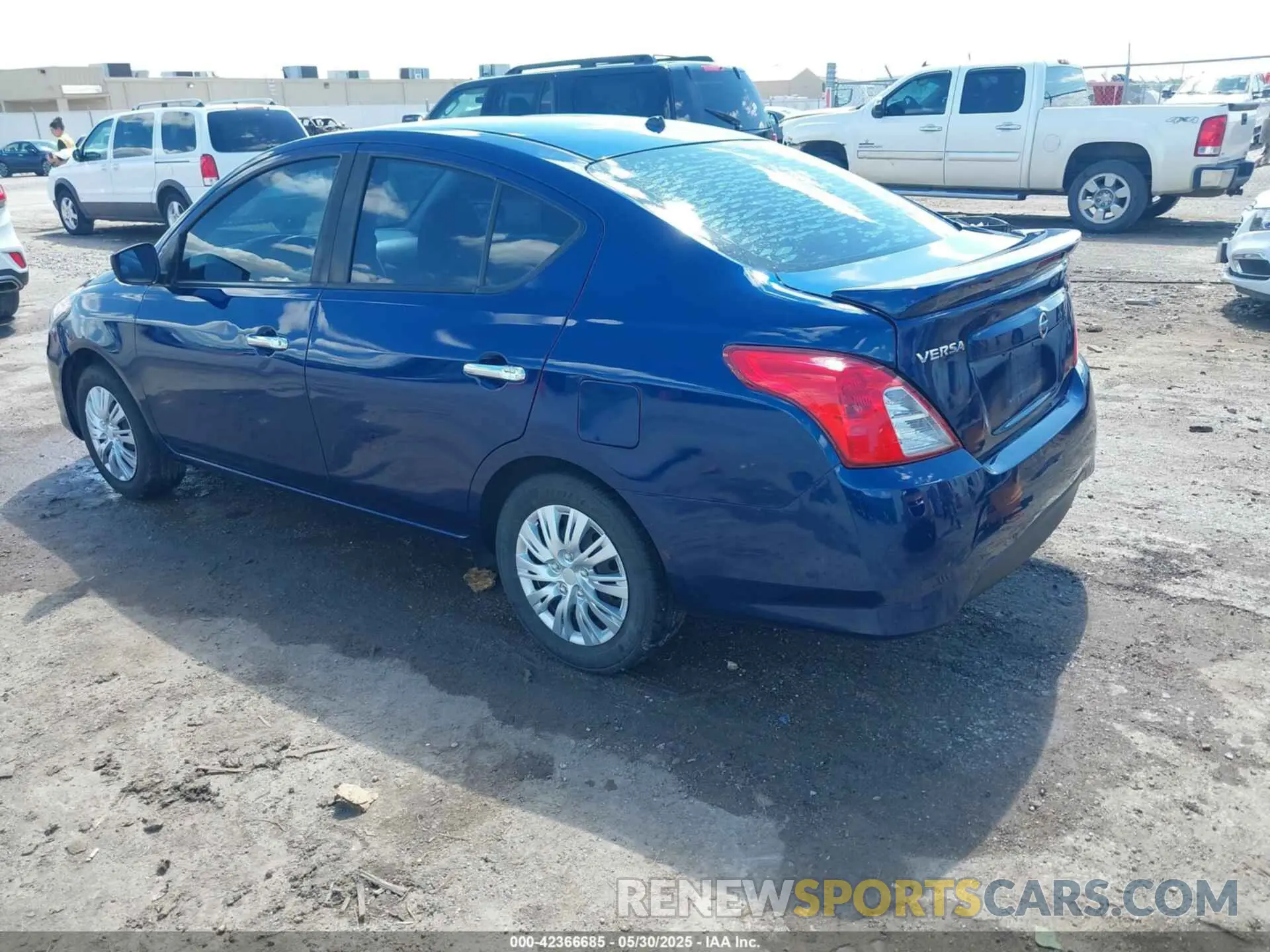 3 Photograph of a damaged car 3N1CN7AP5KL807464 NISSAN VERSA 2019