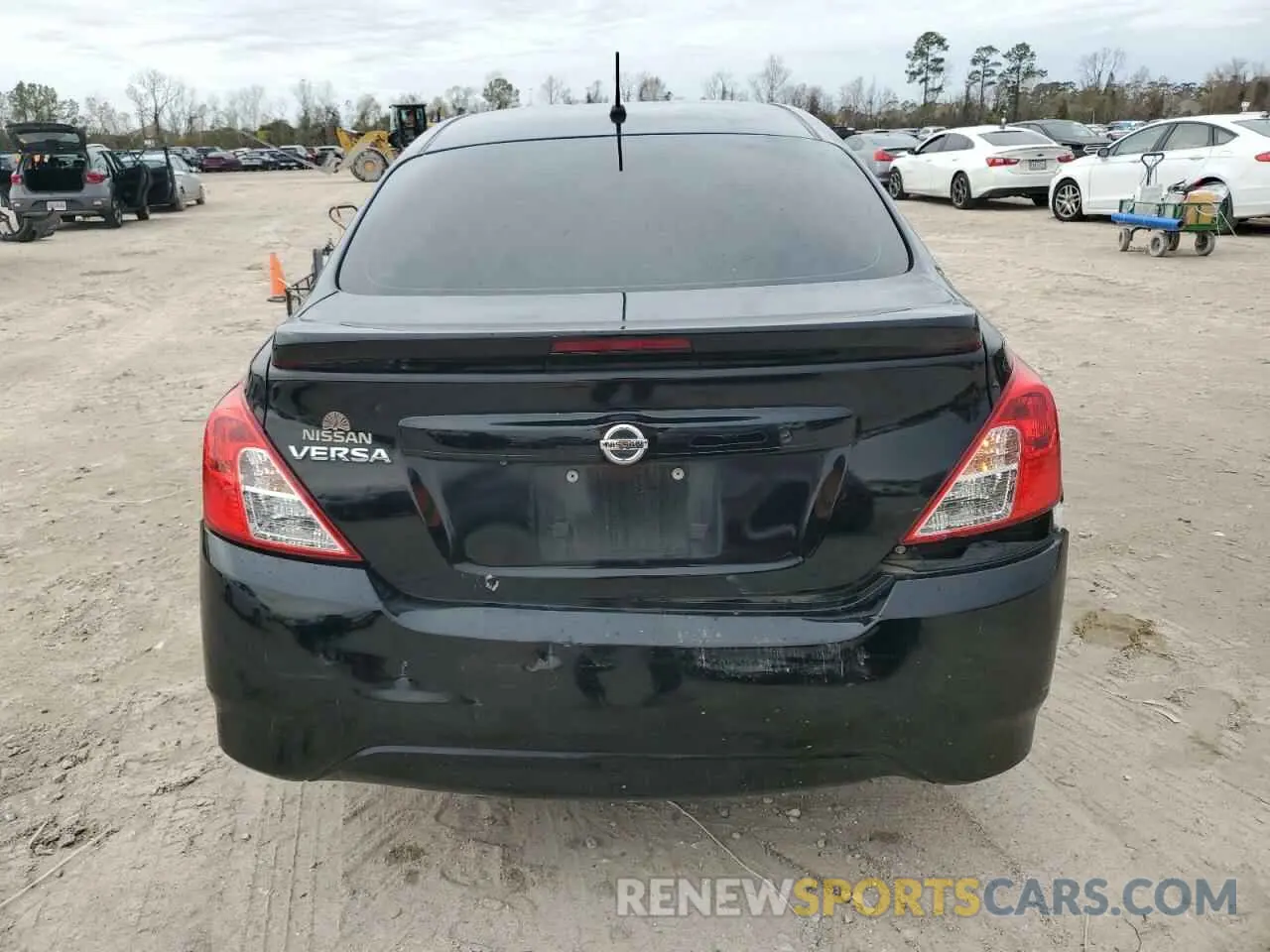 6 Photograph of a damaged car 3N1CN7AP5KL811109 NISSAN VERSA 2019