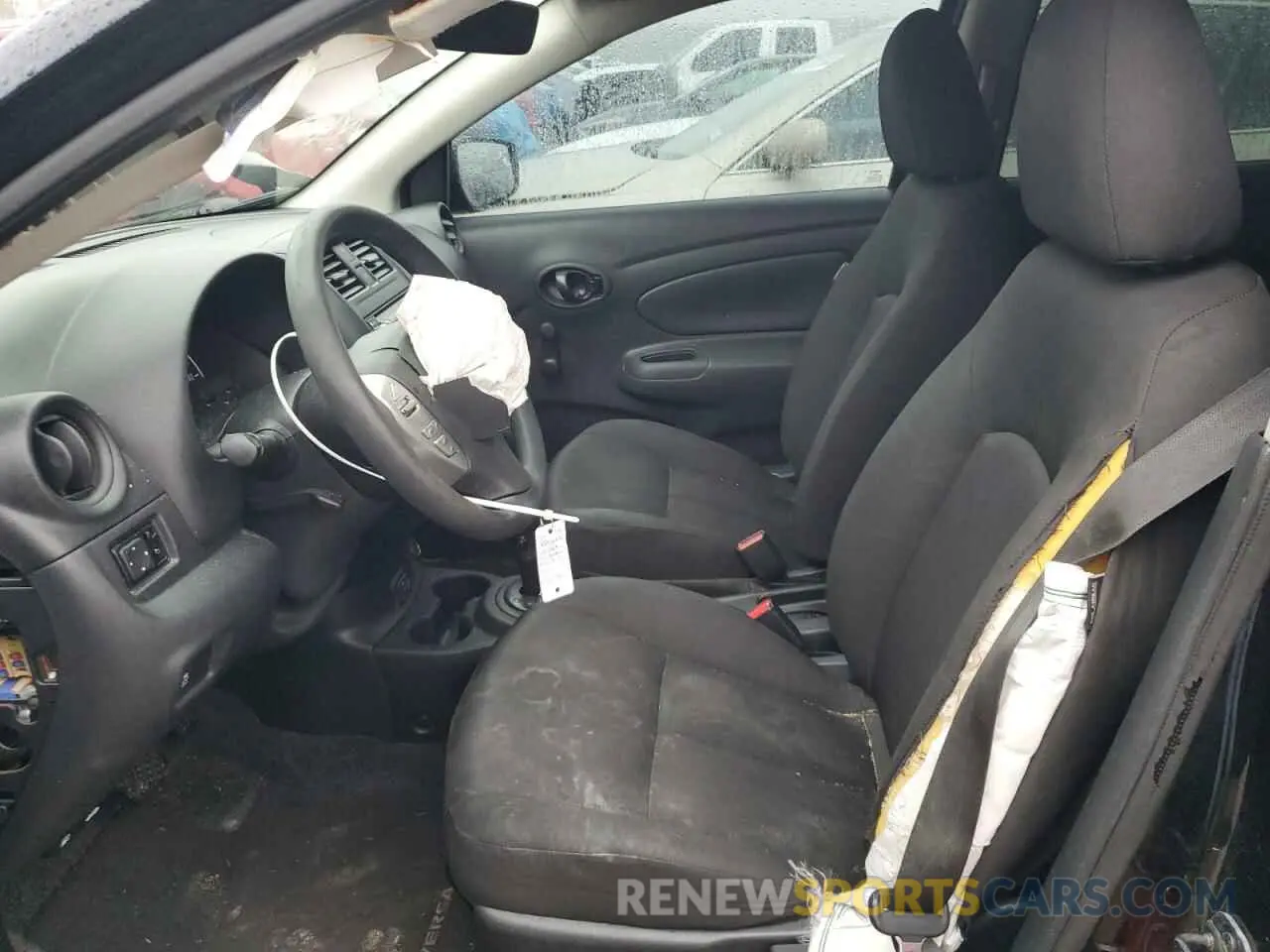 7 Photograph of a damaged car 3N1CN7AP5KL811109 NISSAN VERSA 2019