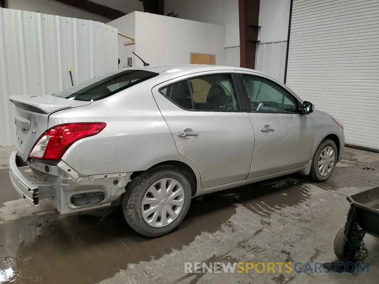 3 Photograph of a damaged car 3N1CN7AP5KL818058 NISSAN VERSA 2019