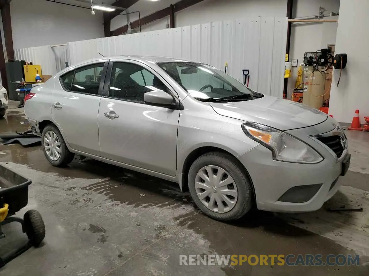 4 Photograph of a damaged car 3N1CN7AP5KL818058 NISSAN VERSA 2019