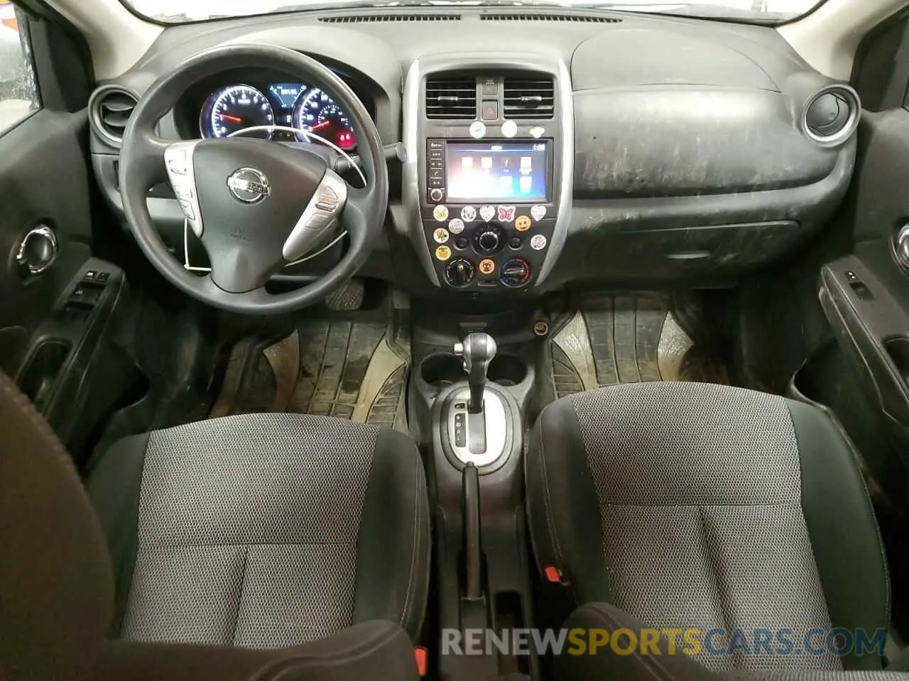 8 Photograph of a damaged car 3N1CN7AP5KL818058 NISSAN VERSA 2019
