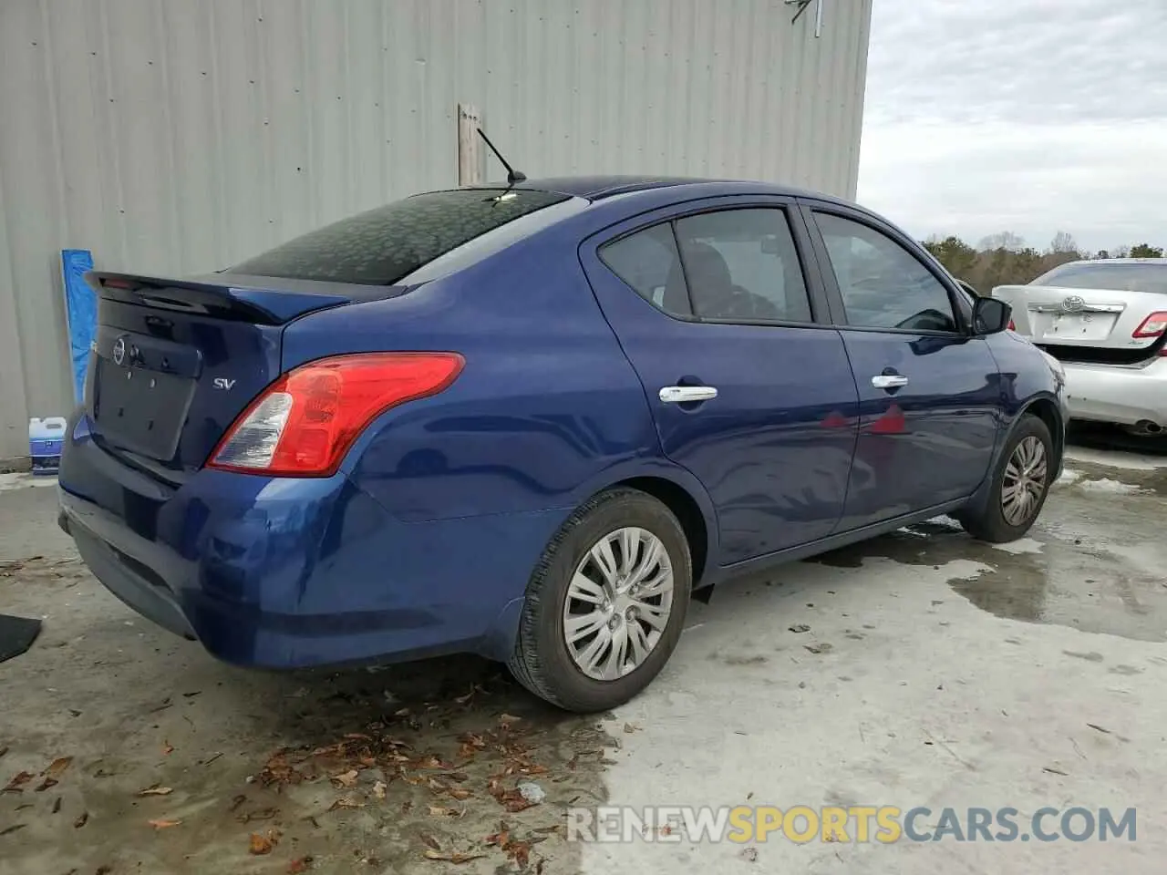 3 Photograph of a damaged car 3N1CN7AP5KL838908 NISSAN VERSA 2019