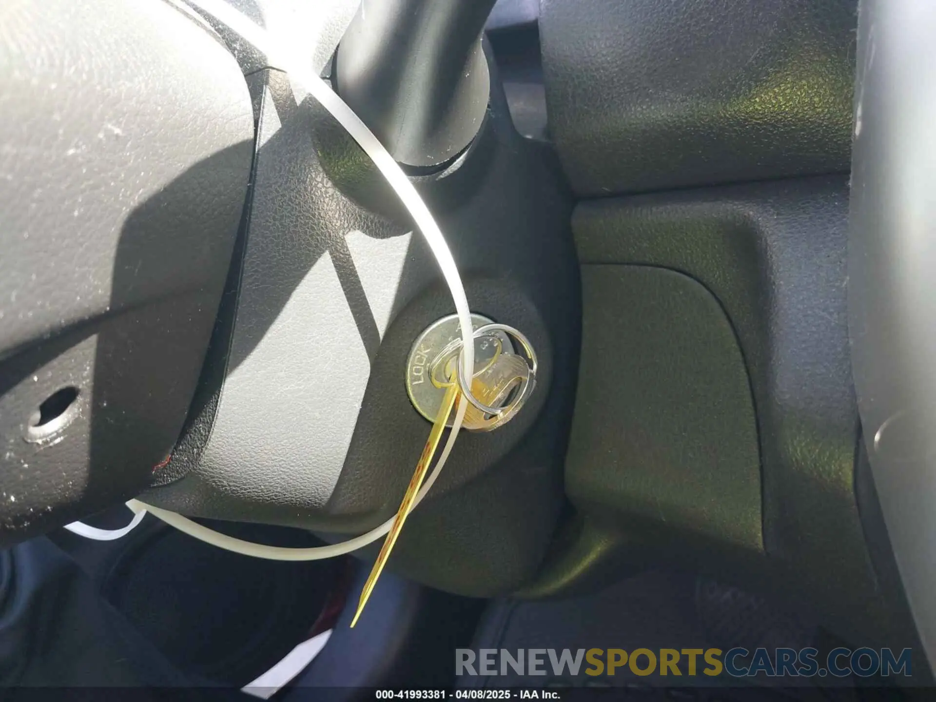 11 Photograph of a damaged car 3N1CN7AP5KL861668 NISSAN VERSA 2019