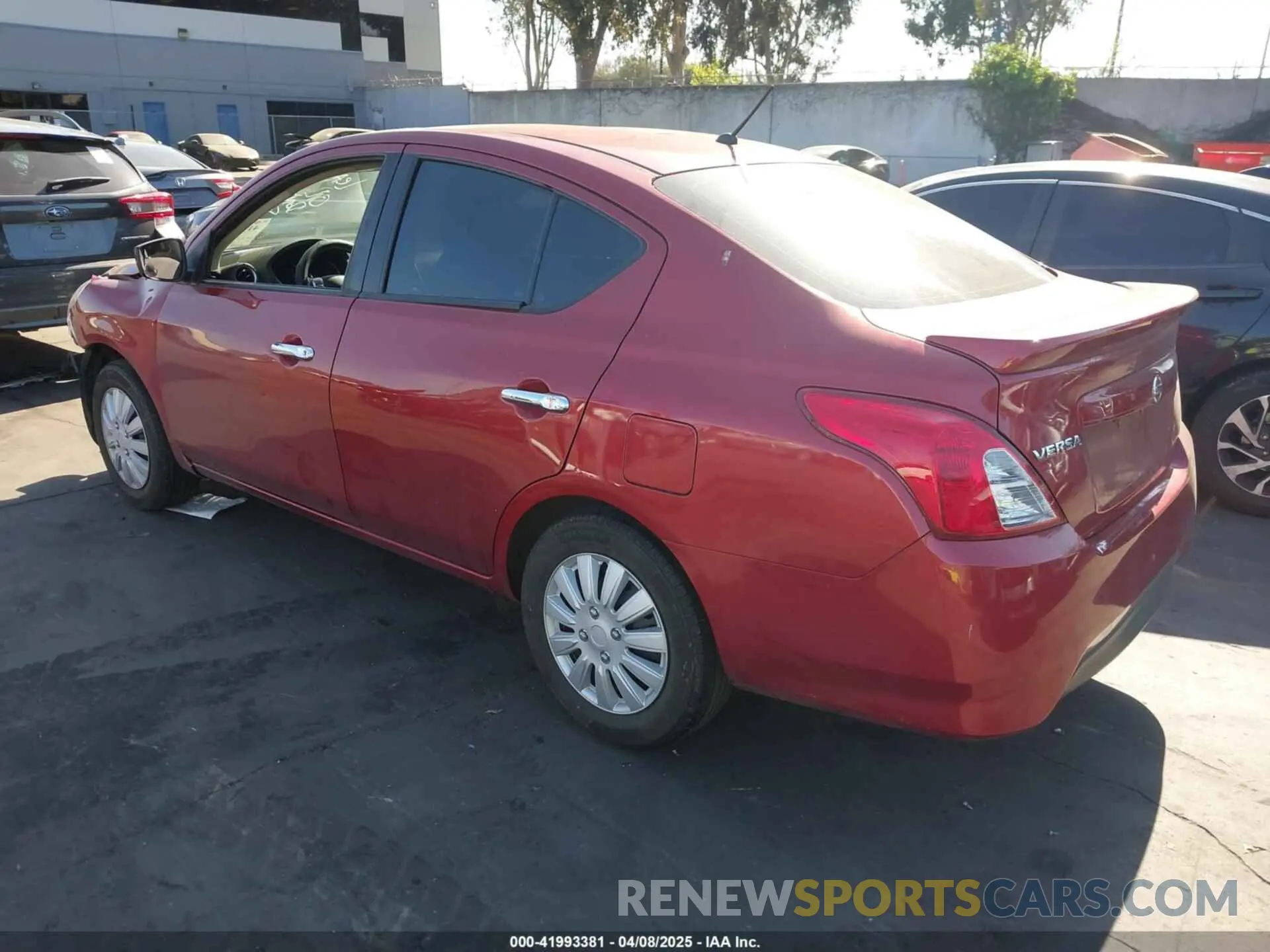 3 Photograph of a damaged car 3N1CN7AP5KL861668 NISSAN VERSA 2019