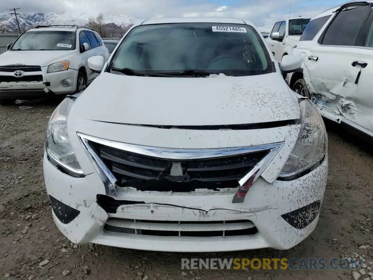 5 Photograph of a damaged car 3N1CN7AP5KL862335 NISSAN VERSA 2019