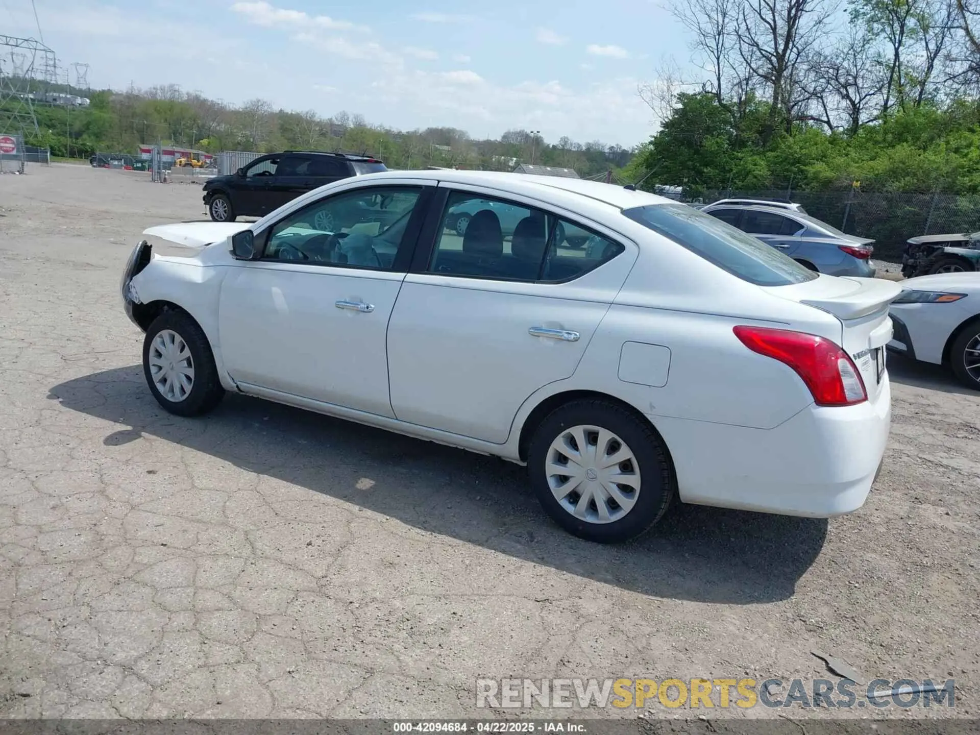 3 Photograph of a damaged car 3N1CN7AP5KL870094 NISSAN VERSA 2019