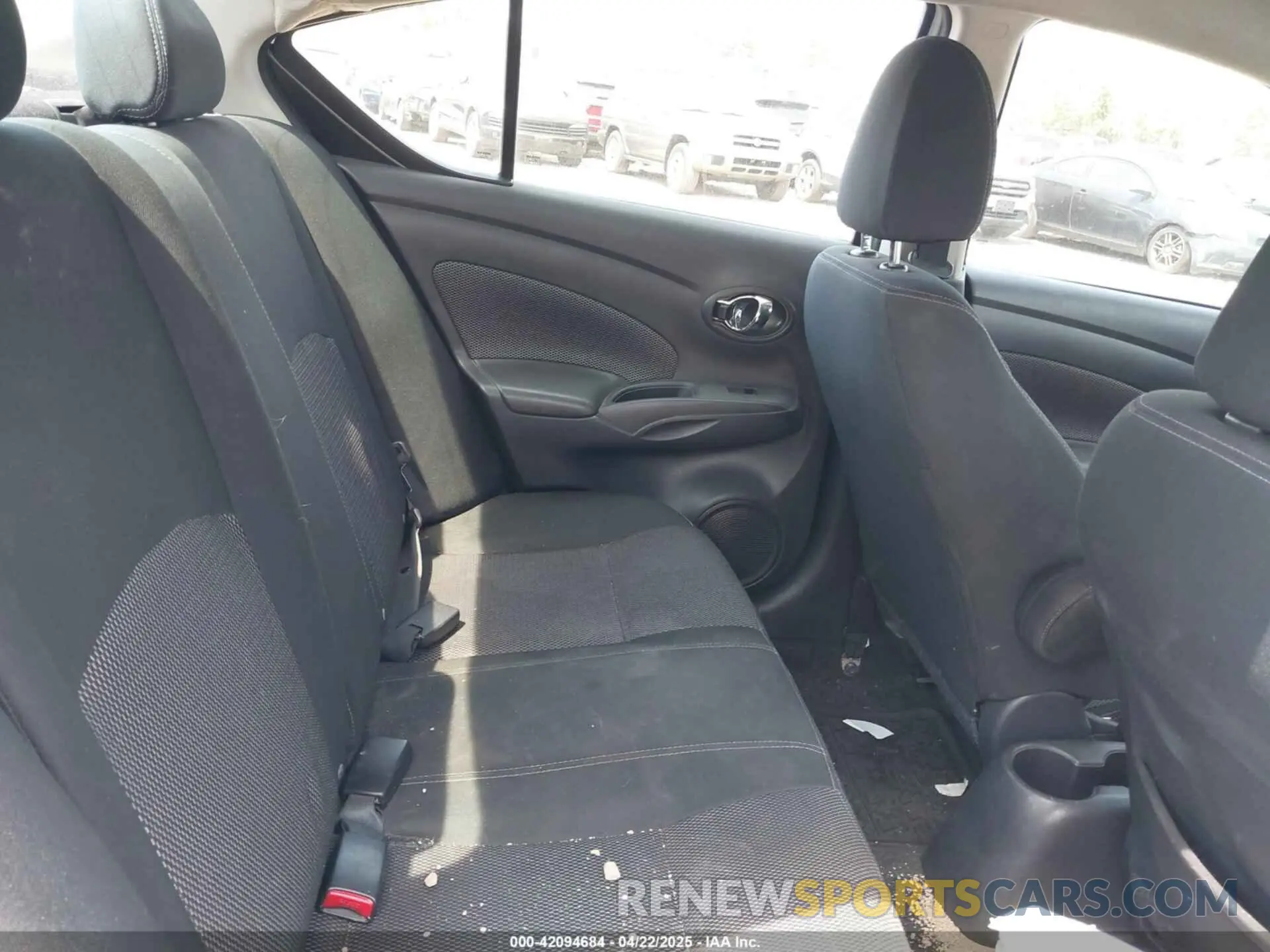 8 Photograph of a damaged car 3N1CN7AP5KL870094 NISSAN VERSA 2019