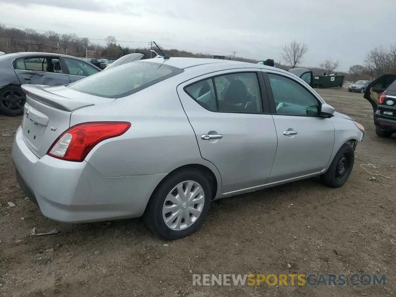 3 Photograph of a damaged car 3N1CN7AP5KL871908 NISSAN VERSA 2019