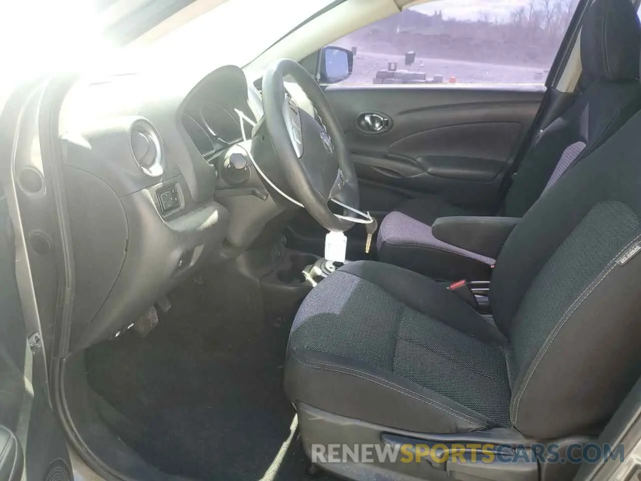 7 Photograph of a damaged car 3N1CN7AP5KL875358 NISSAN VERSA 2019