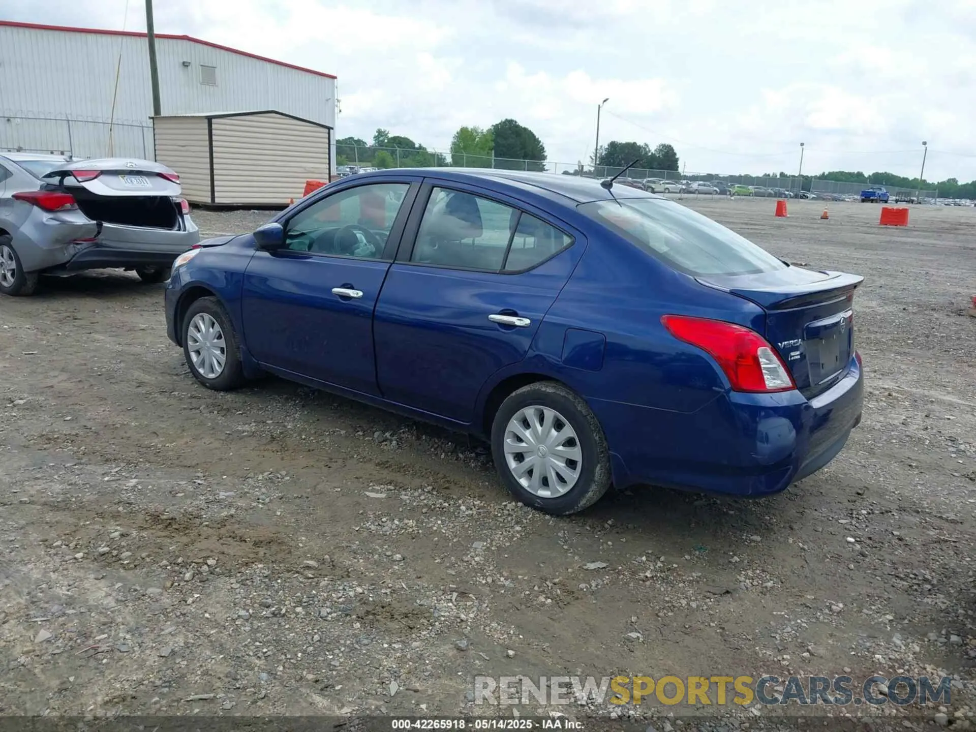 3 Photograph of a damaged car 3N1CN7AP5KL880382 NISSAN VERSA 2019