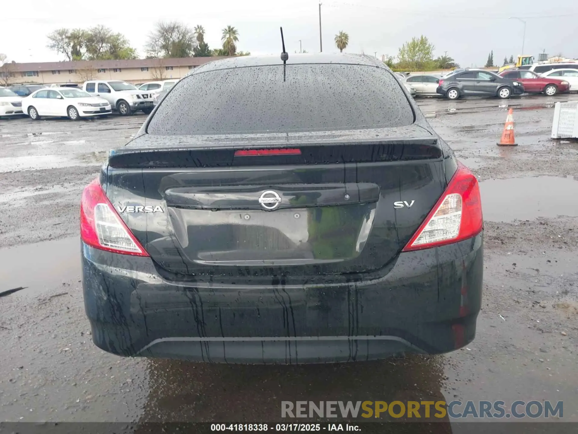 16 Photograph of a damaged car 3N1CN7AP6KL802709 NISSAN VERSA 2019