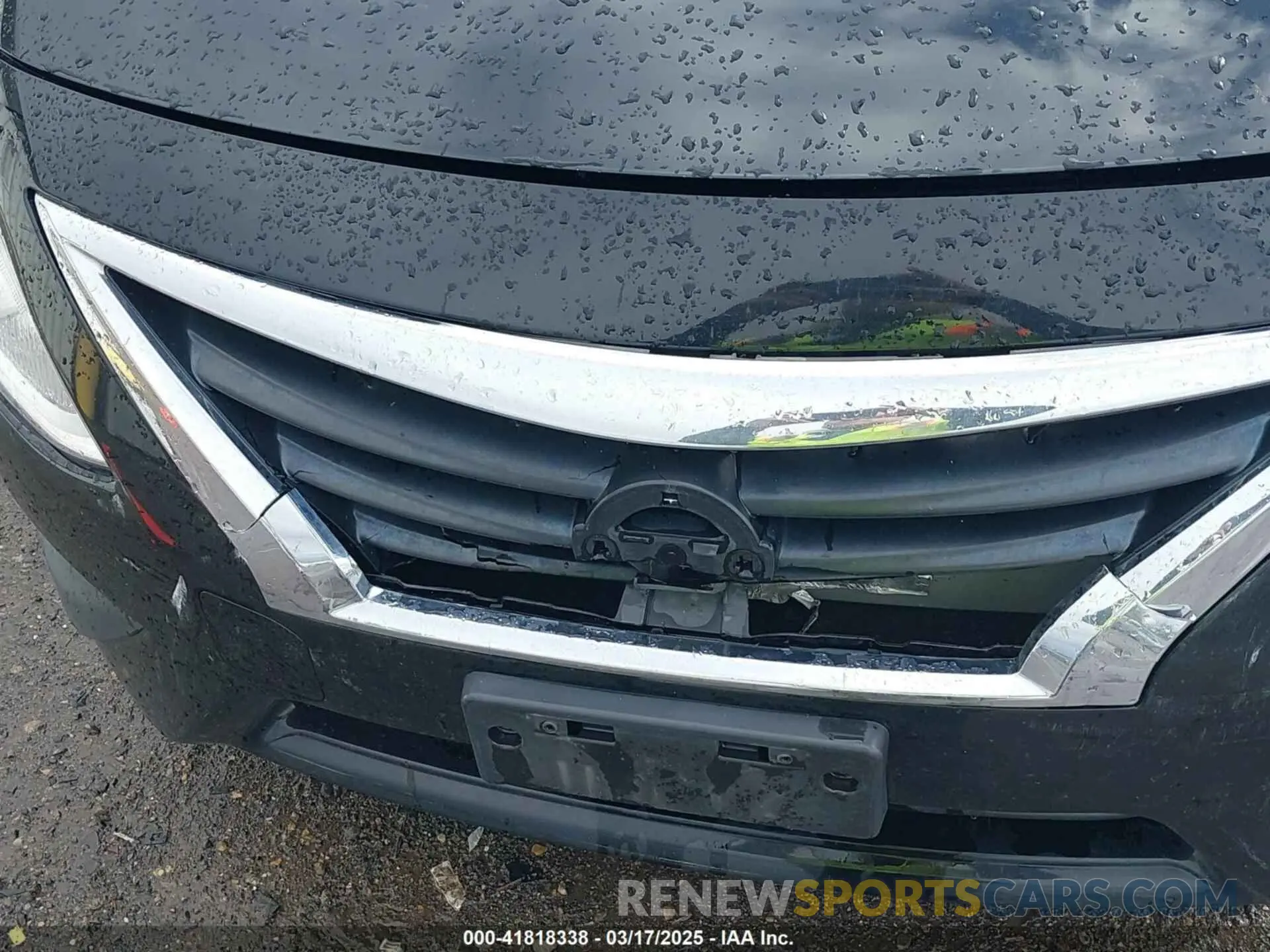 21 Photograph of a damaged car 3N1CN7AP6KL802709 NISSAN VERSA 2019