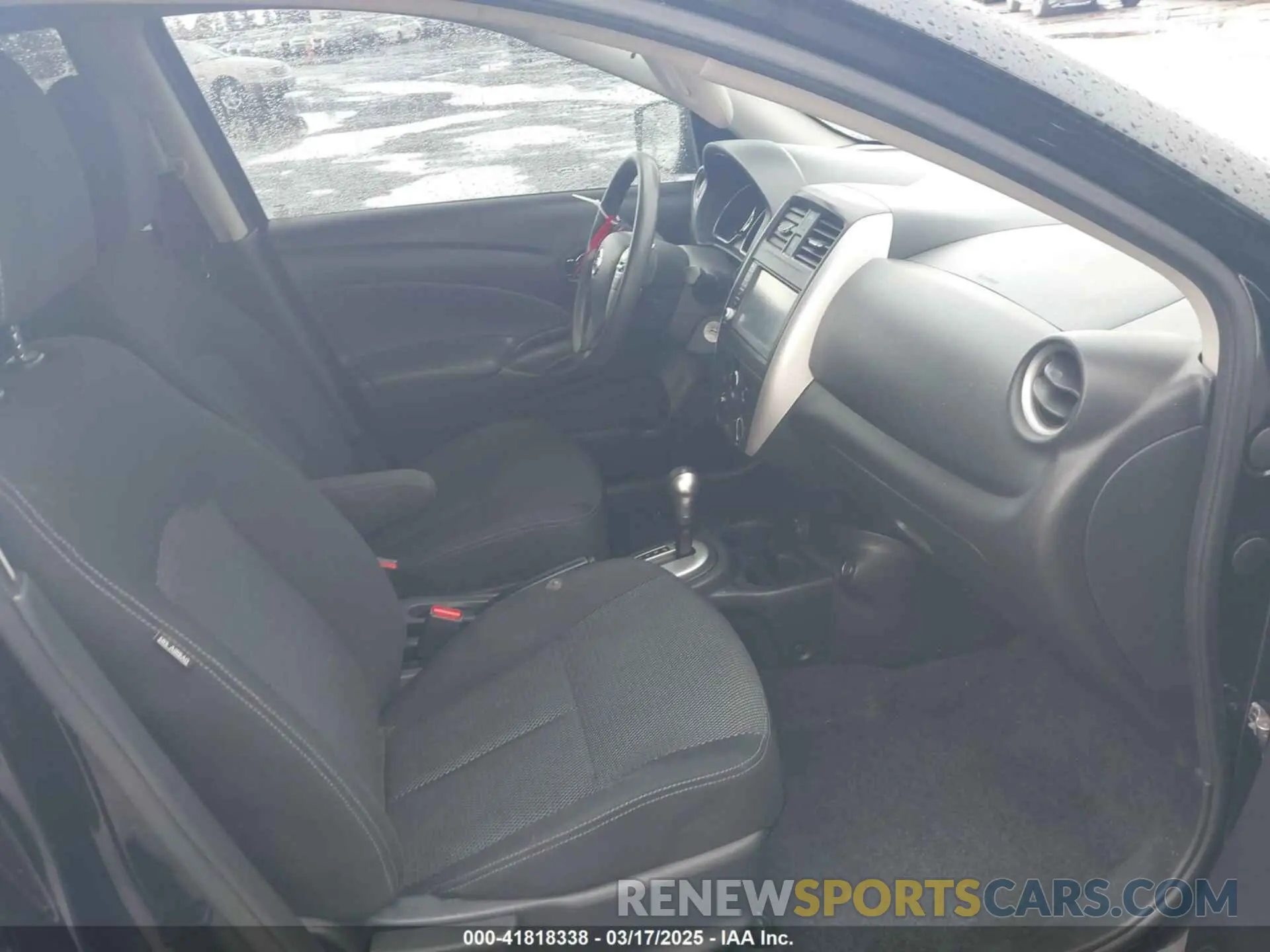 5 Photograph of a damaged car 3N1CN7AP6KL802709 NISSAN VERSA 2019